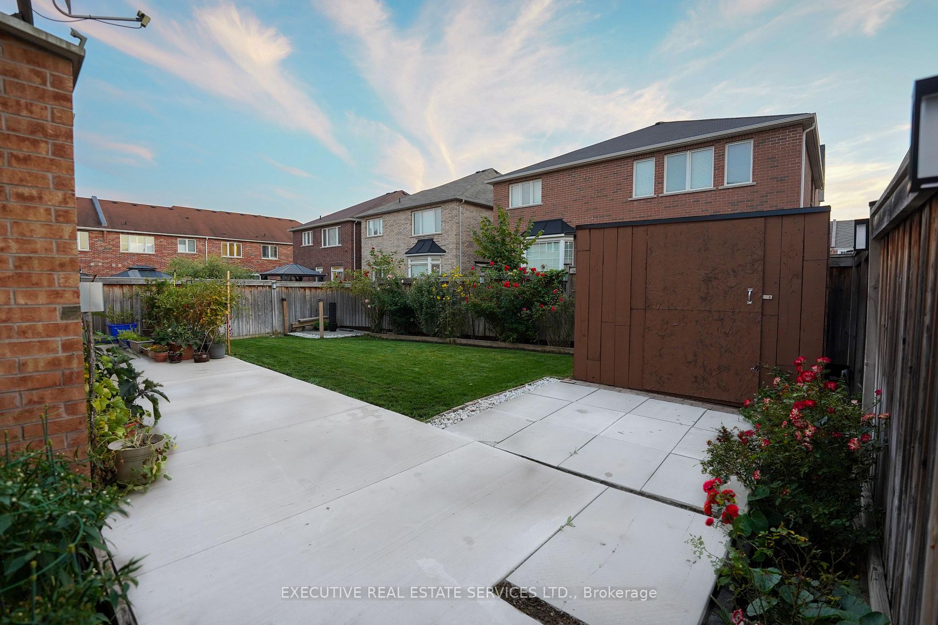 Photo 20 of 8 Gosling Street W, Brampton, Bram West — HOMEH