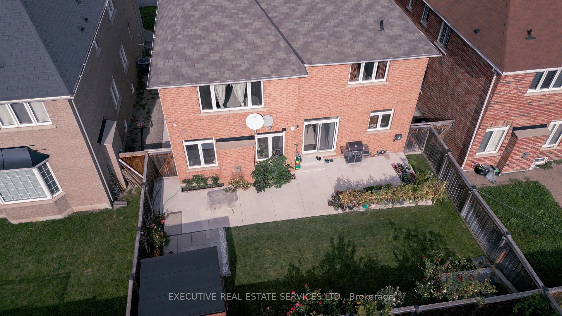 Photo 21 of 8 Gosling Street W, Brampton, Bram West — HOMEH