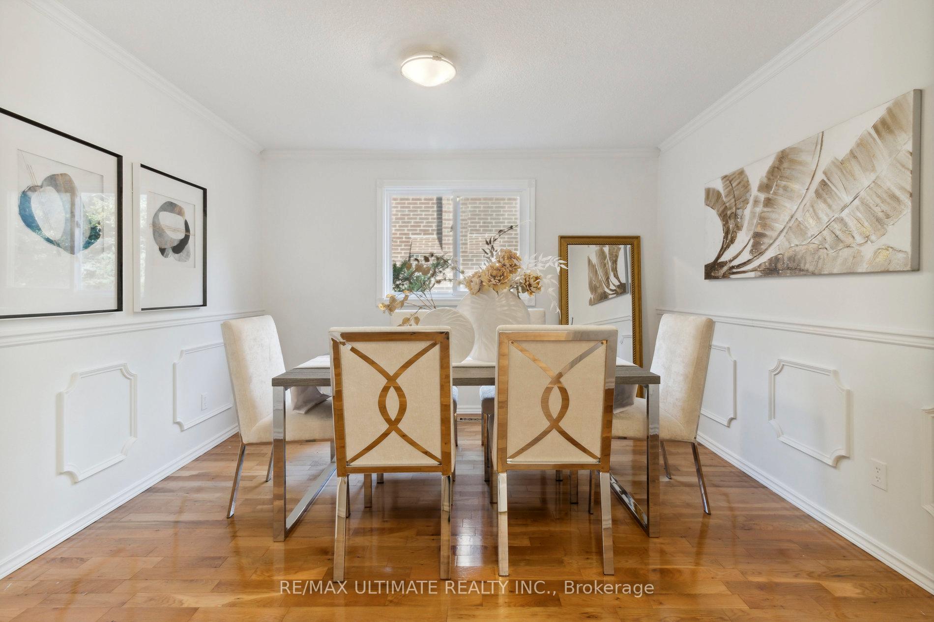 Photo 13 of 27 Blackwell Court, Markham, Buttonville — HOMEH