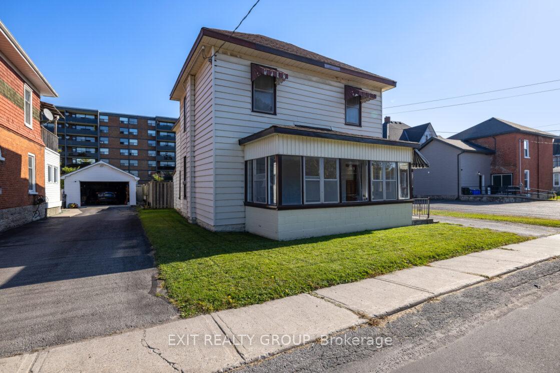 Photo 2 of 9 Octavia Street, Belleville, Belleville Ward — HOMEH