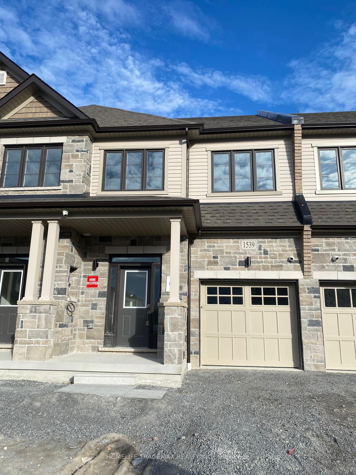 Front of 1539 Wheatcroft Drive