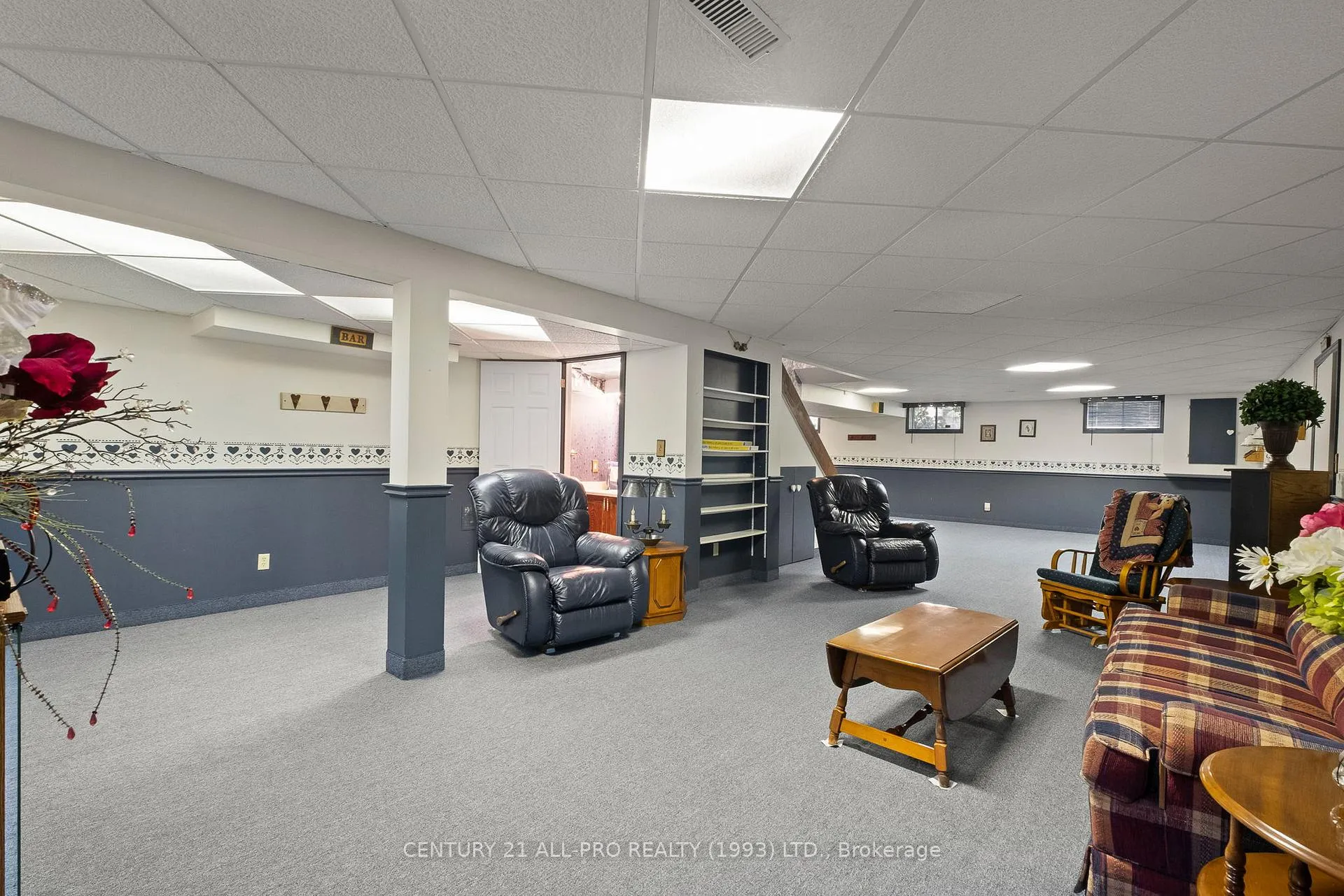 Photo 221 of 17 Forest Hill Drive Cobourg, Hamilton Township, Rural Hamilton — HOMEH