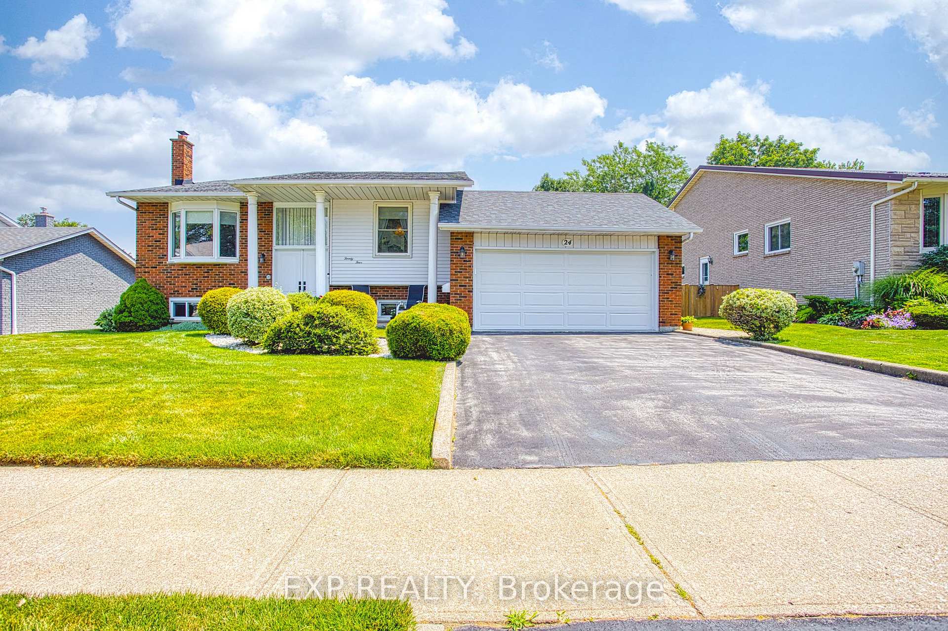 Photo 1 of 24 Samuel Road, Grimsby, Grimsby Beach — HOMEH