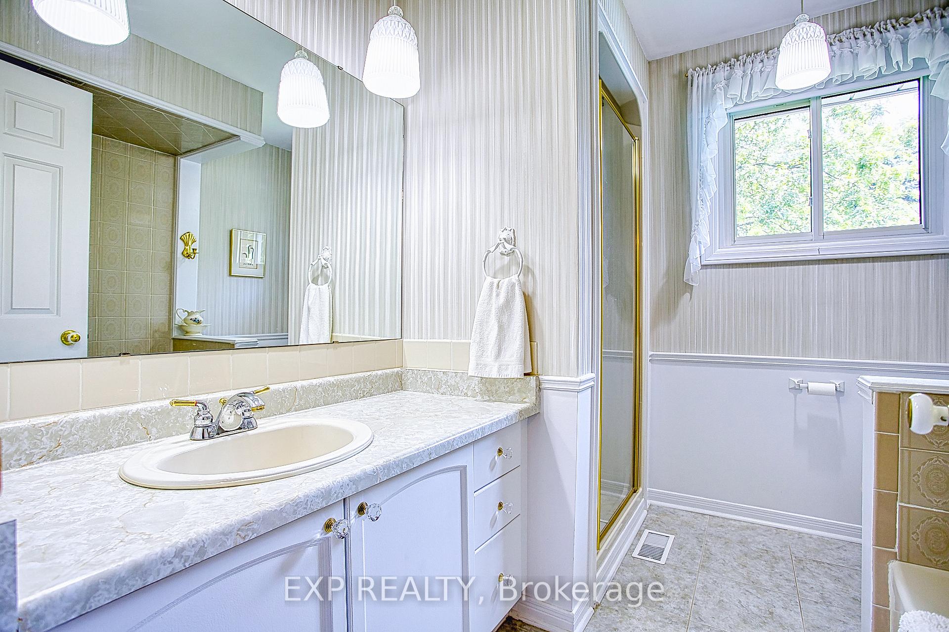 Photo 14 of 24 Samuel Road, Grimsby, Grimsby Beach — HOMEH
