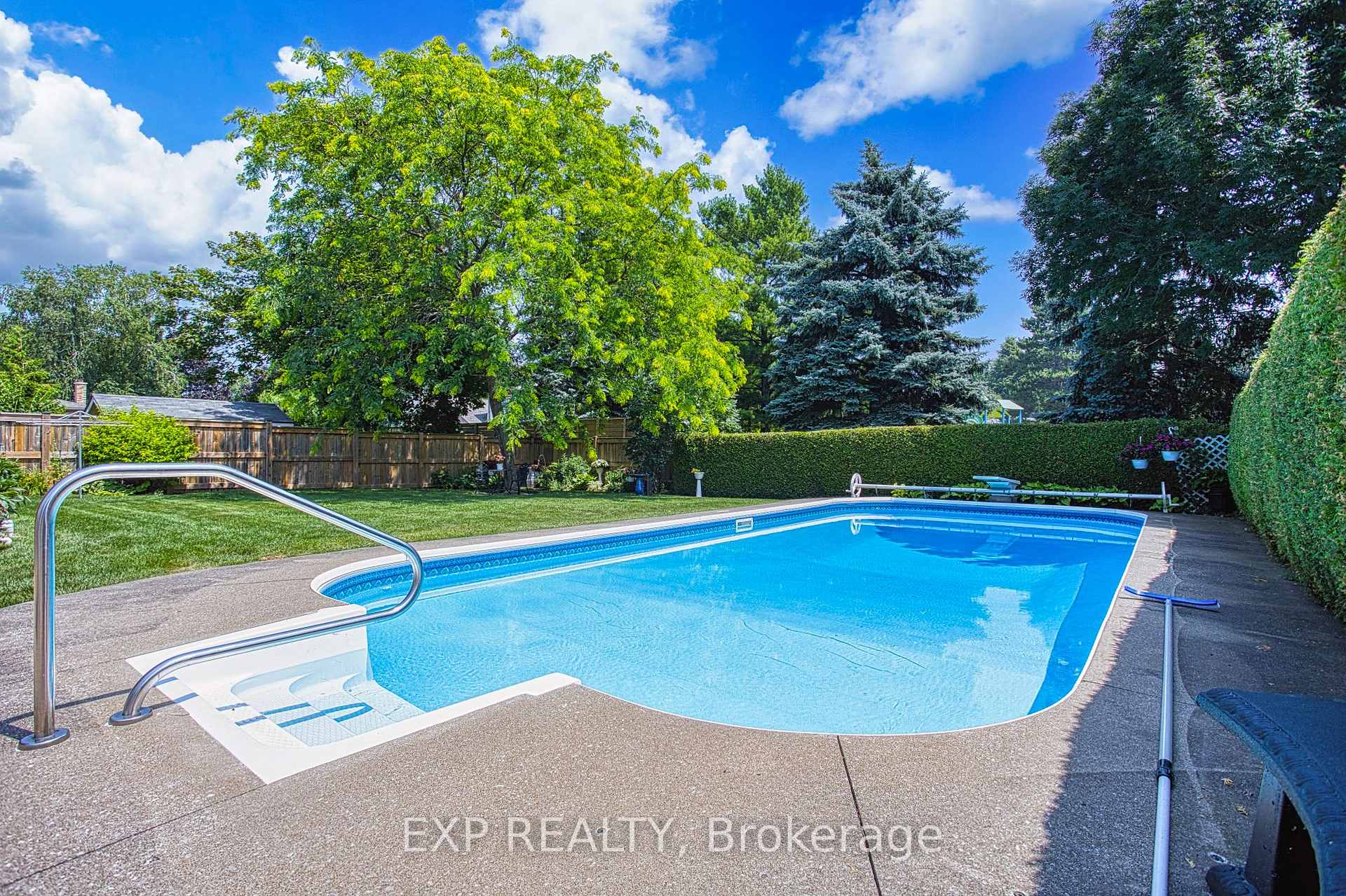 Photo 30 of 24 Samuel Road, Grimsby, Grimsby Beach — HOMEH