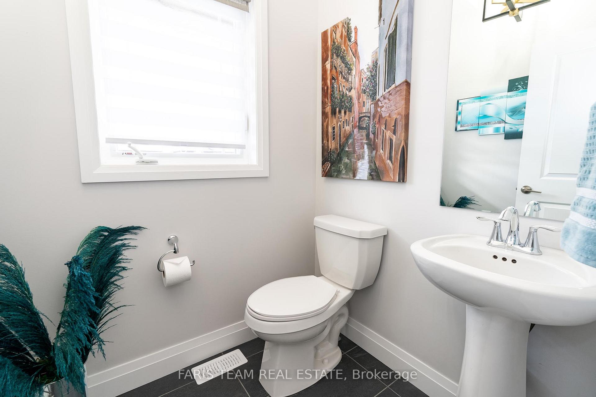 Photo 10 of 135 Ritchie Crescent, Springwater, Elmvale — HOMEH