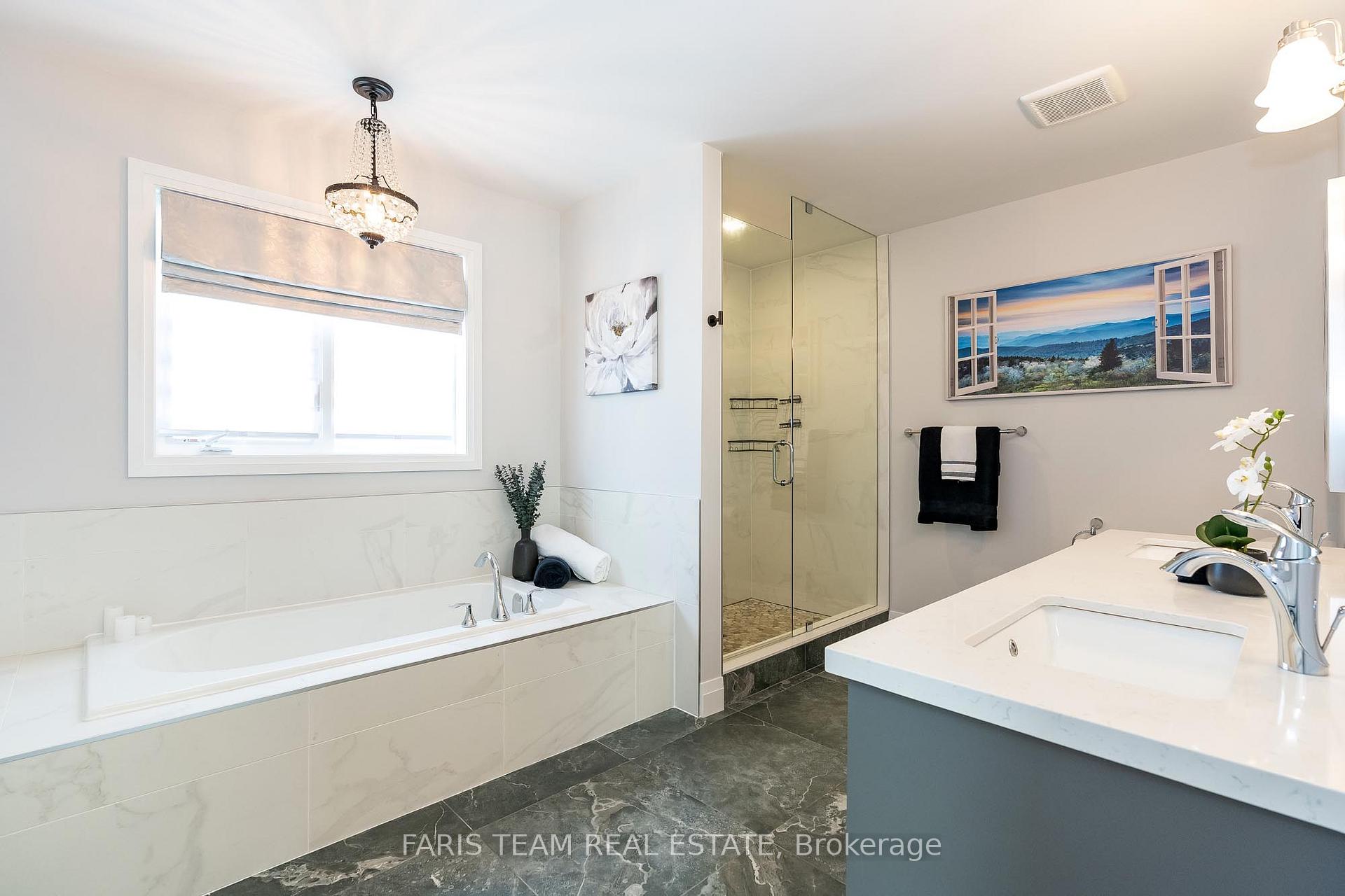 Photo 12 of 135 Ritchie Crescent, Springwater, Elmvale — HOMEH