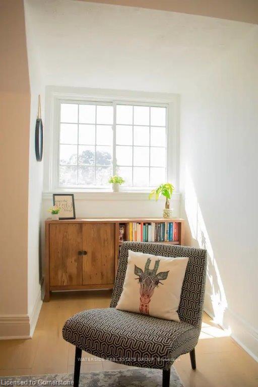 Photo 9 of 39 Stanley Avenue, Hamilton, Kirkendall — HOMEH