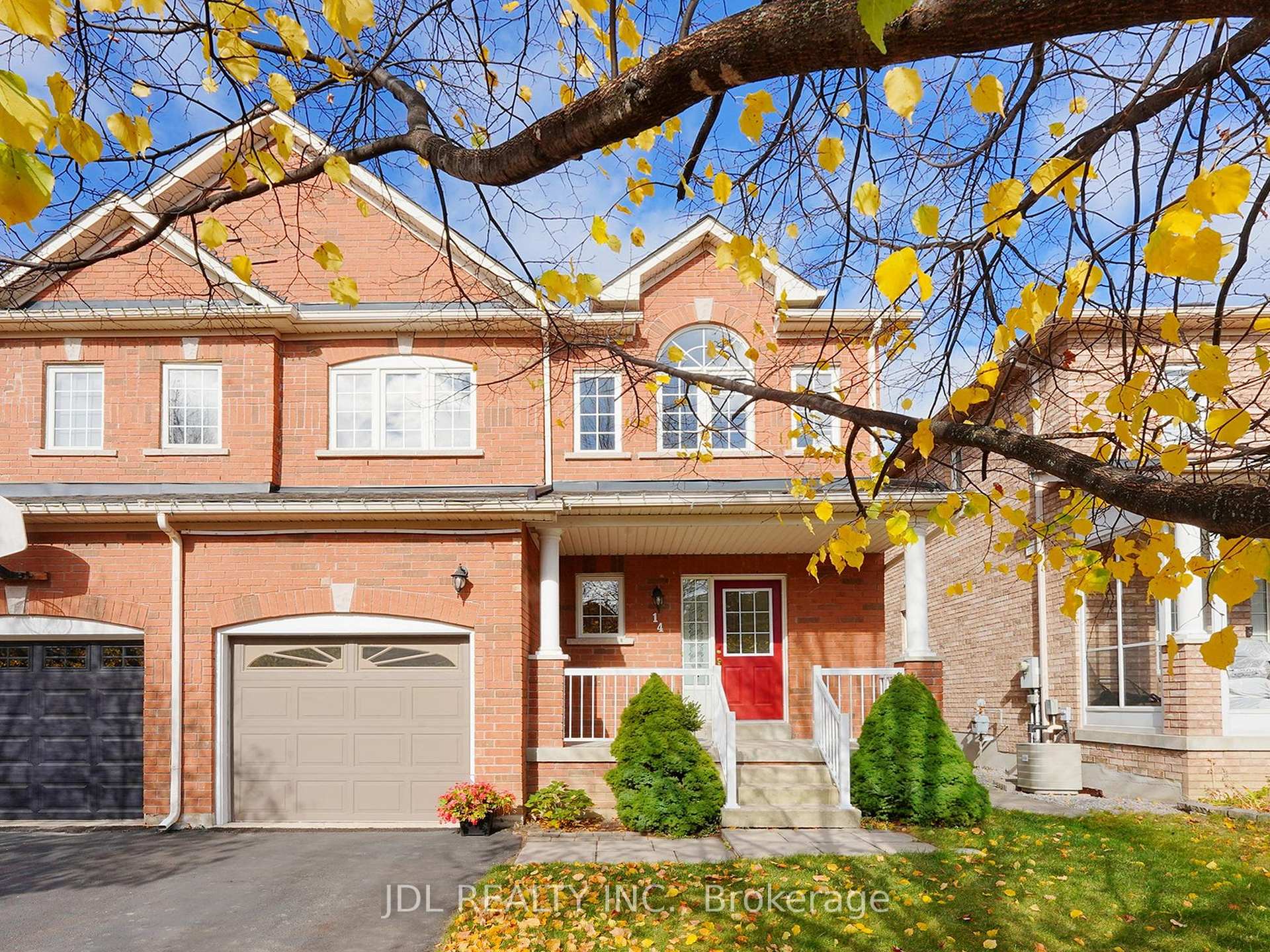 Photo 1 of 14 Miramar Drive, Markham, Greensborough — HOMEH