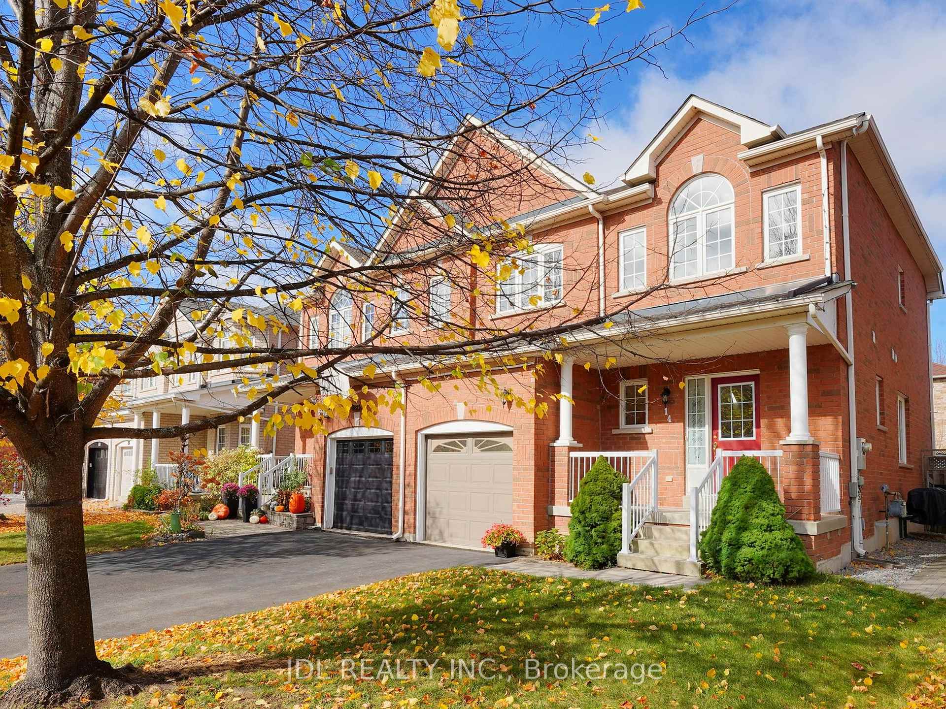 Photo 4 of 14 Miramar Drive, Markham, Greensborough — HOMEH