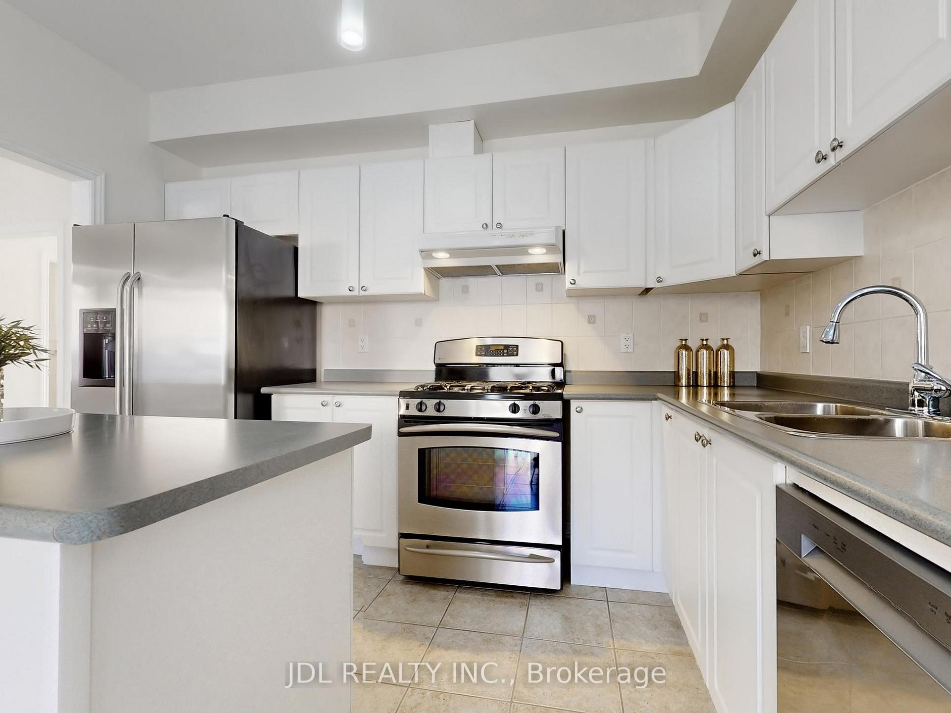 Photo 14 of 14 Miramar Drive, Markham, Greensborough — HOMEH