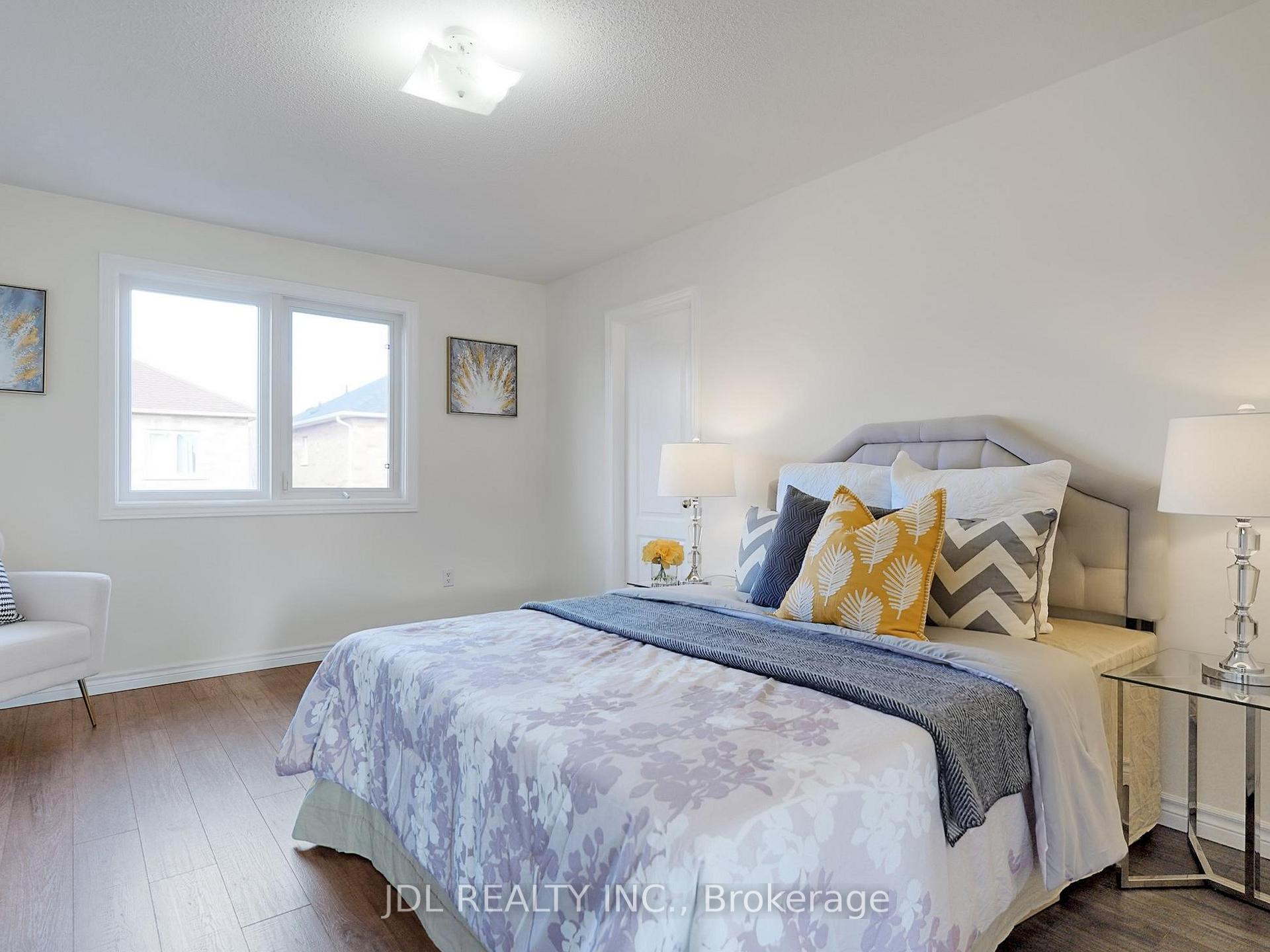 Photo 23 of 14 Miramar Drive, Markham, Greensborough — HOMEH