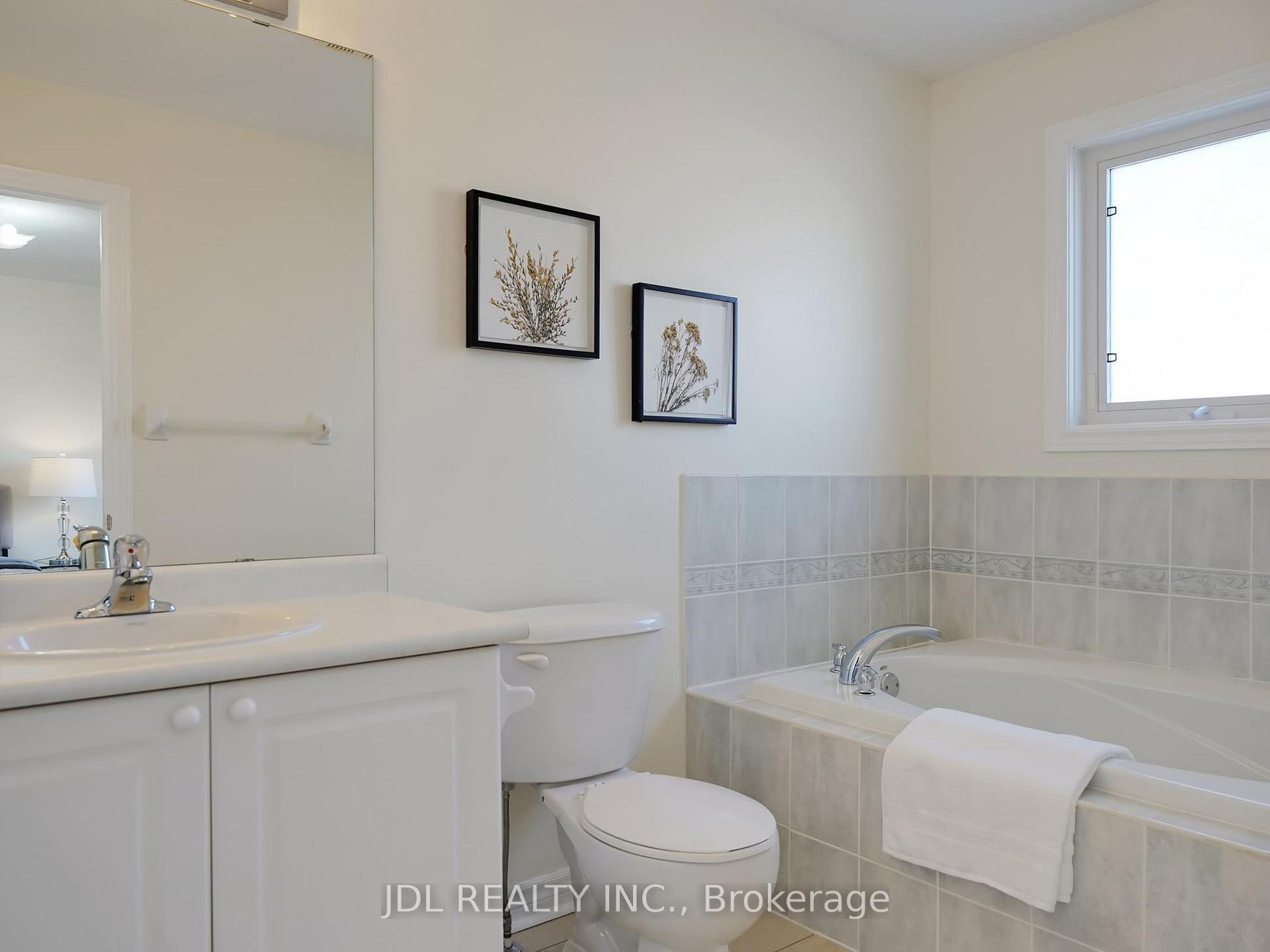 Photo 25 of 14 Miramar Drive, Markham, Greensborough — HOMEH