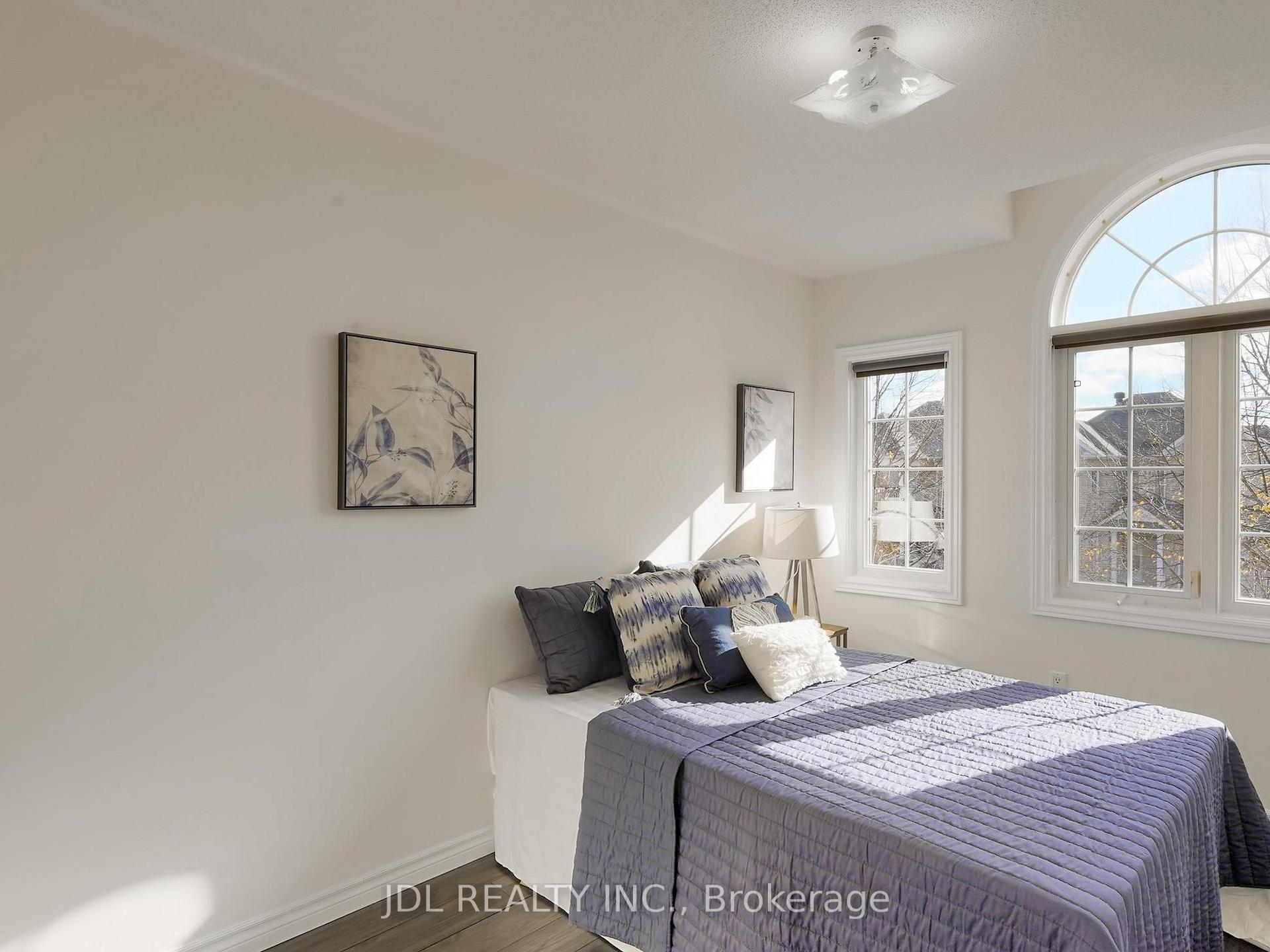 Photo 26 of 14 Miramar Drive, Markham, Greensborough — HOMEH