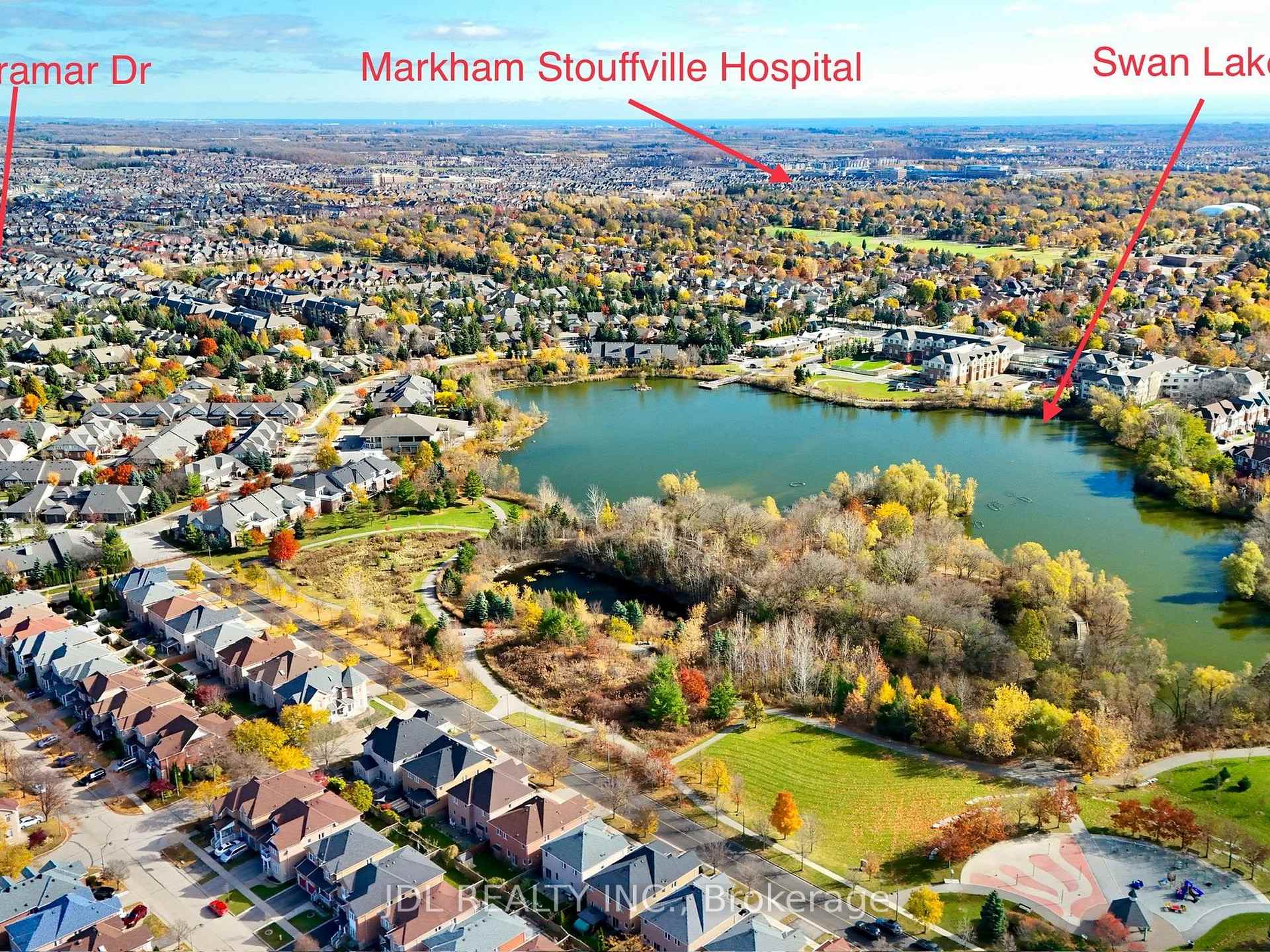 Photo 39 of 14 Miramar Drive, Markham, Greensborough — HOMEH