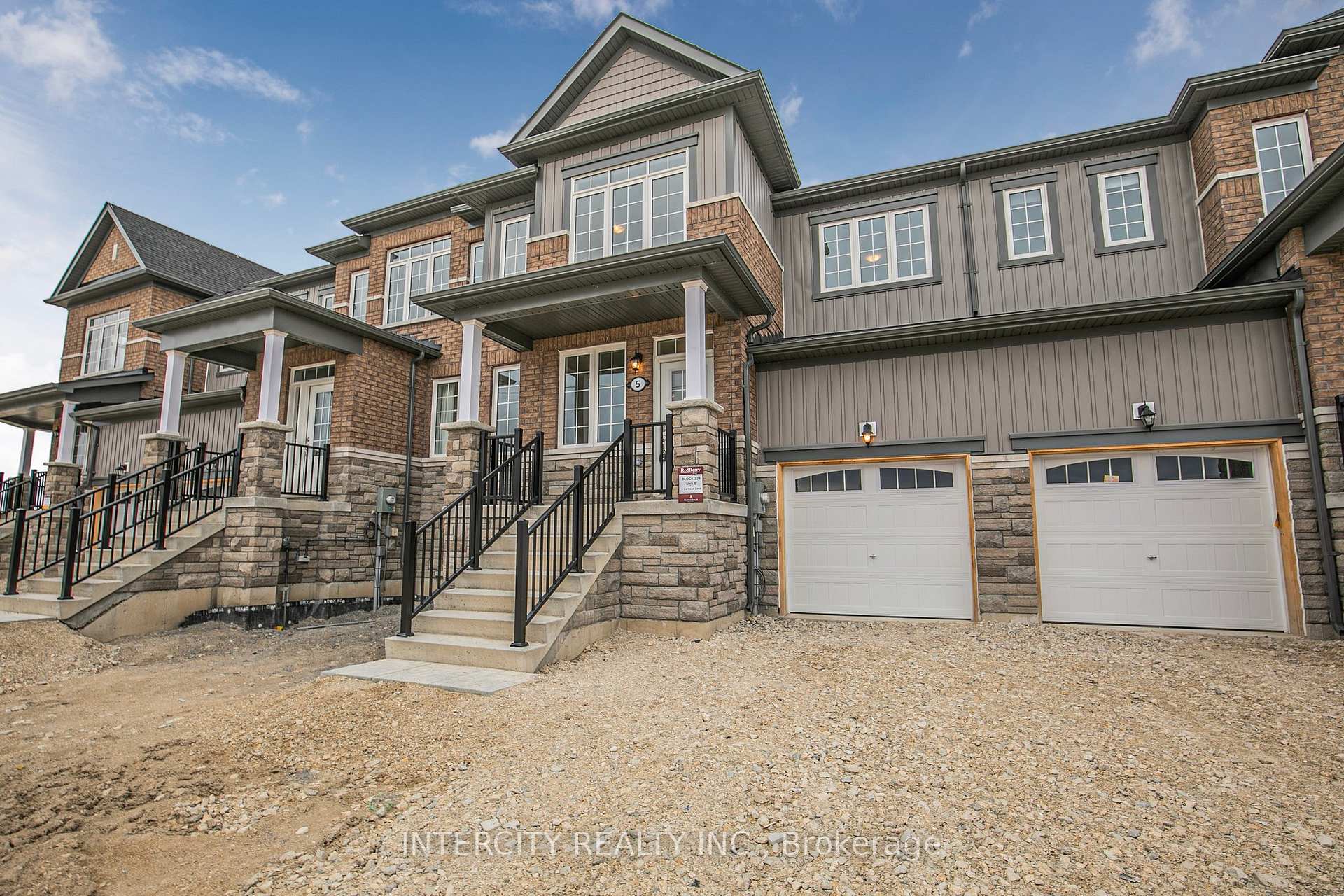 Photo 25 of 5 Carriage Lane S, Wasaga Beach — HOMEH