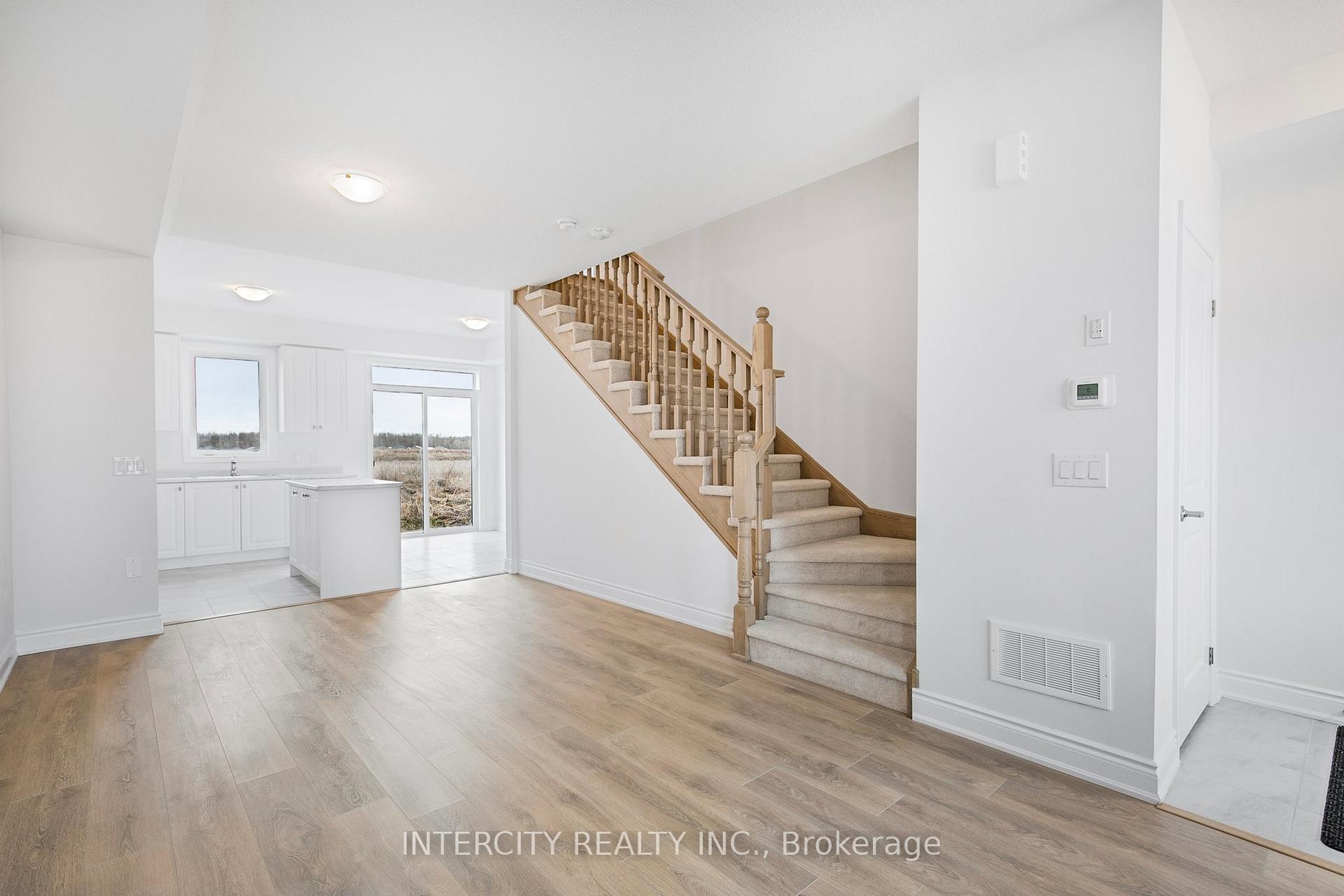 Photo 30 of 5 Carriage Lane S, Wasaga Beach — HOMEH