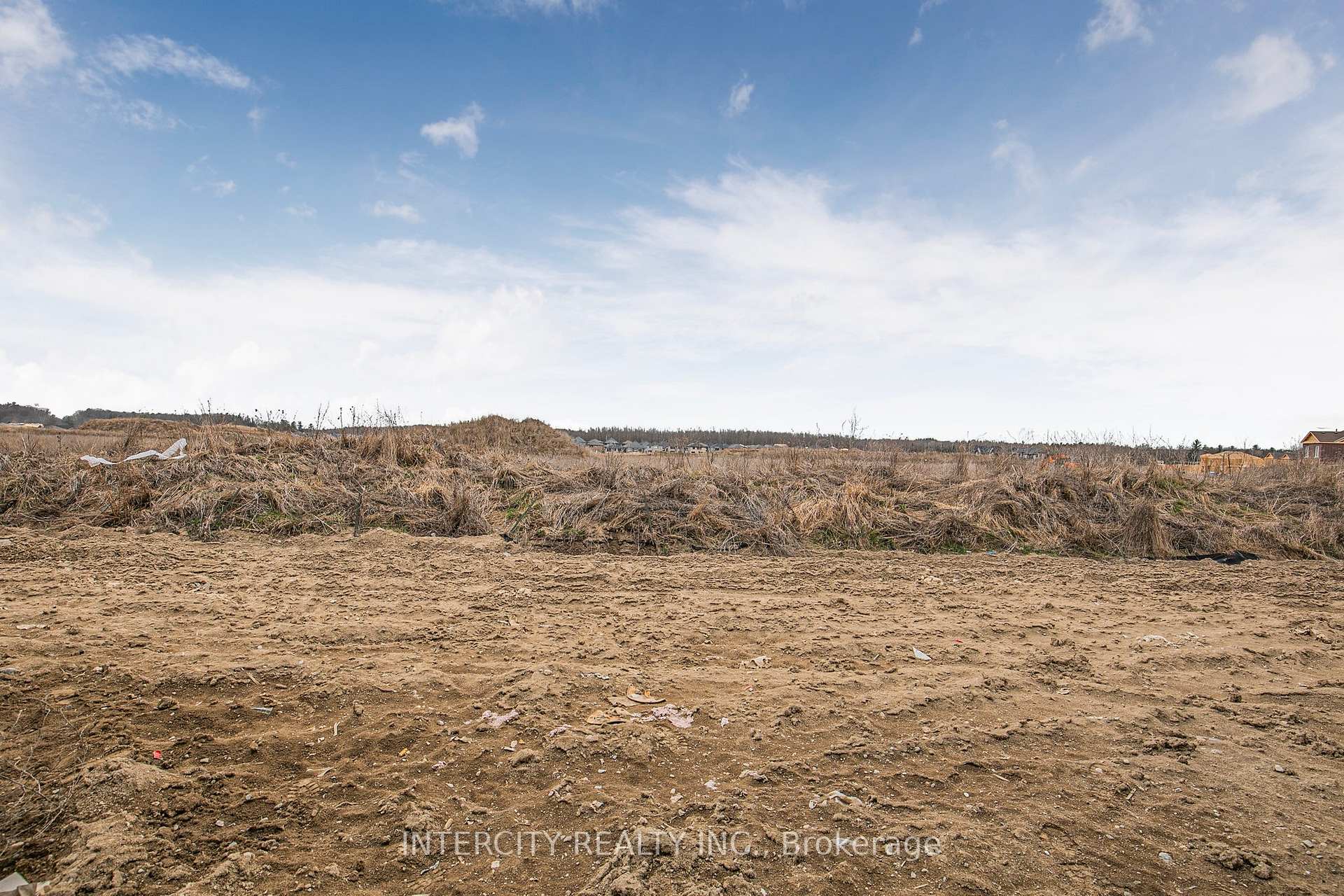 Photo 55 of 5 Carriage Lane S, Wasaga Beach — HOMEH