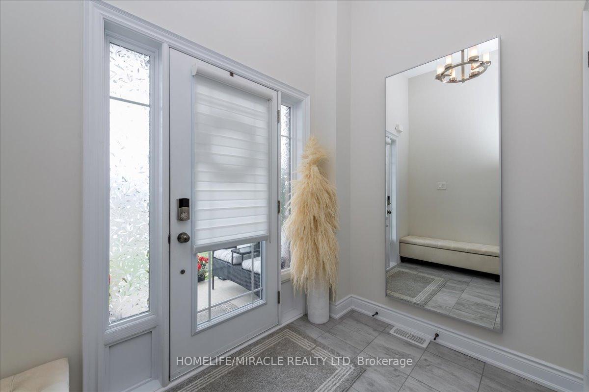 Photo 3 of 50 Arnold Crescent, New Tecumseth, Alliston — HOMEH