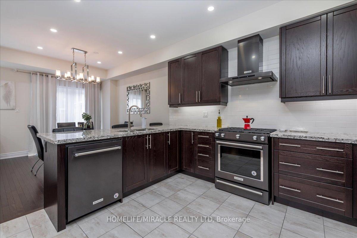 Photo 7 of 50 Arnold Crescent, New Tecumseth, Alliston — HOMEH