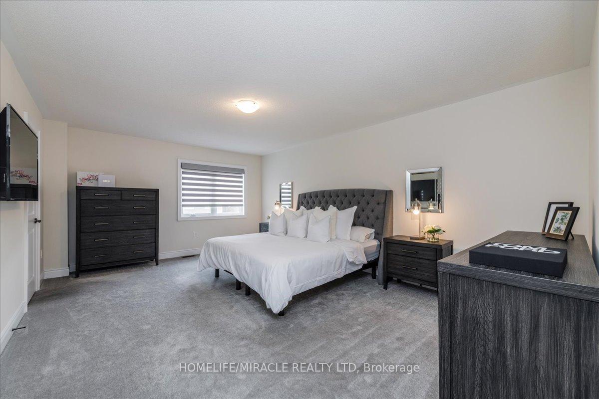 Photo 18 of 50 Arnold Crescent, New Tecumseth, Alliston — HOMEH