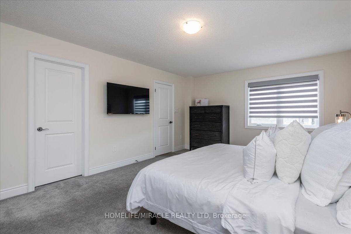 Photo 19 of 50 Arnold Crescent, New Tecumseth, Alliston — HOMEH