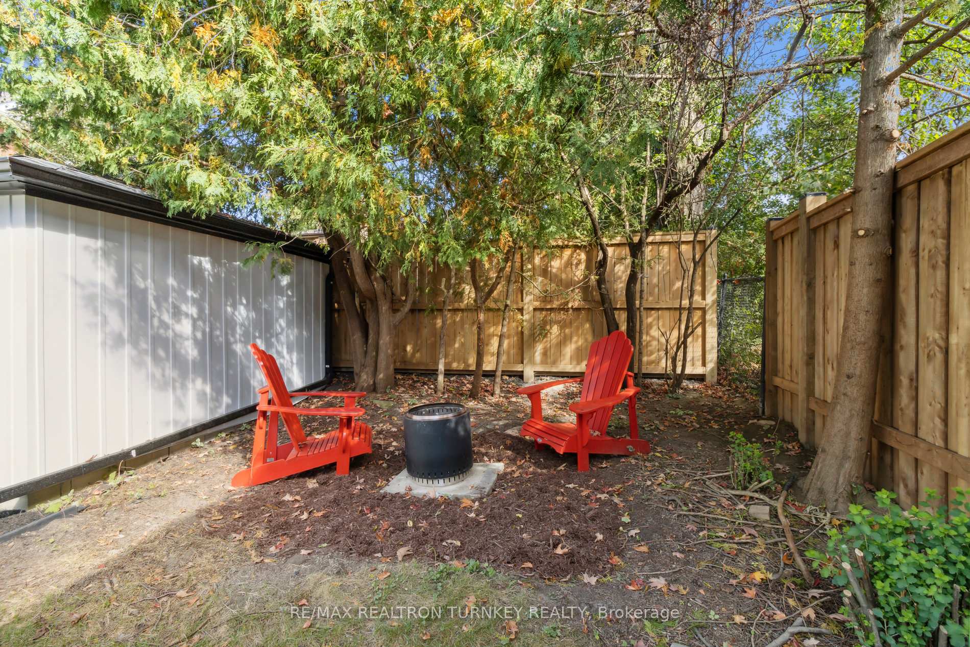 Photo 32 of 31 Kennedy Street W, Aurora, Aurora Village — HOMEH