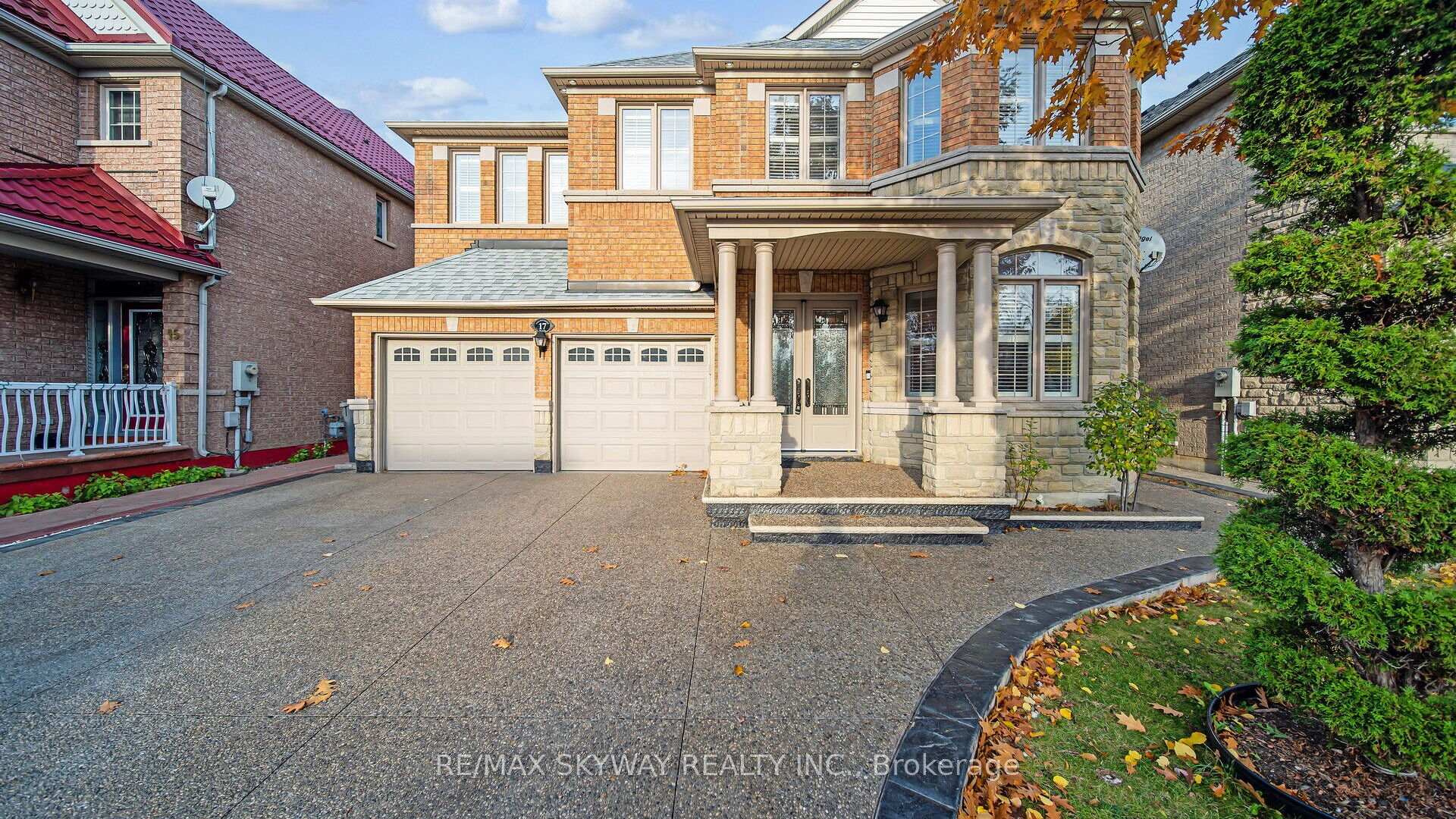 Photo 3 of 17 Valleycreek Drive, Brampton, Bram East — HOMEH