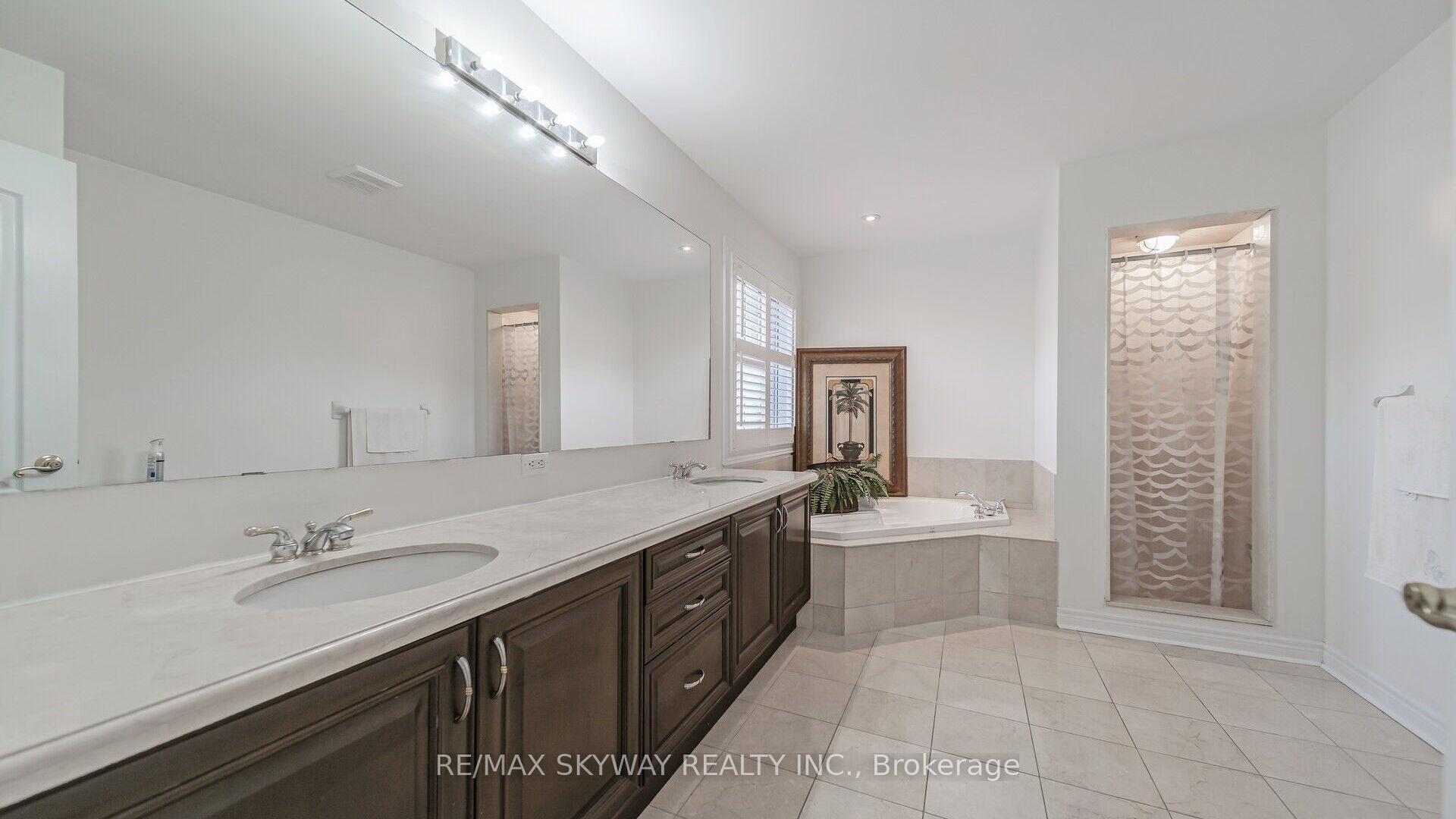 Photo 26 of 17 Valleycreek Drive, Brampton, Bram East — HOMEH