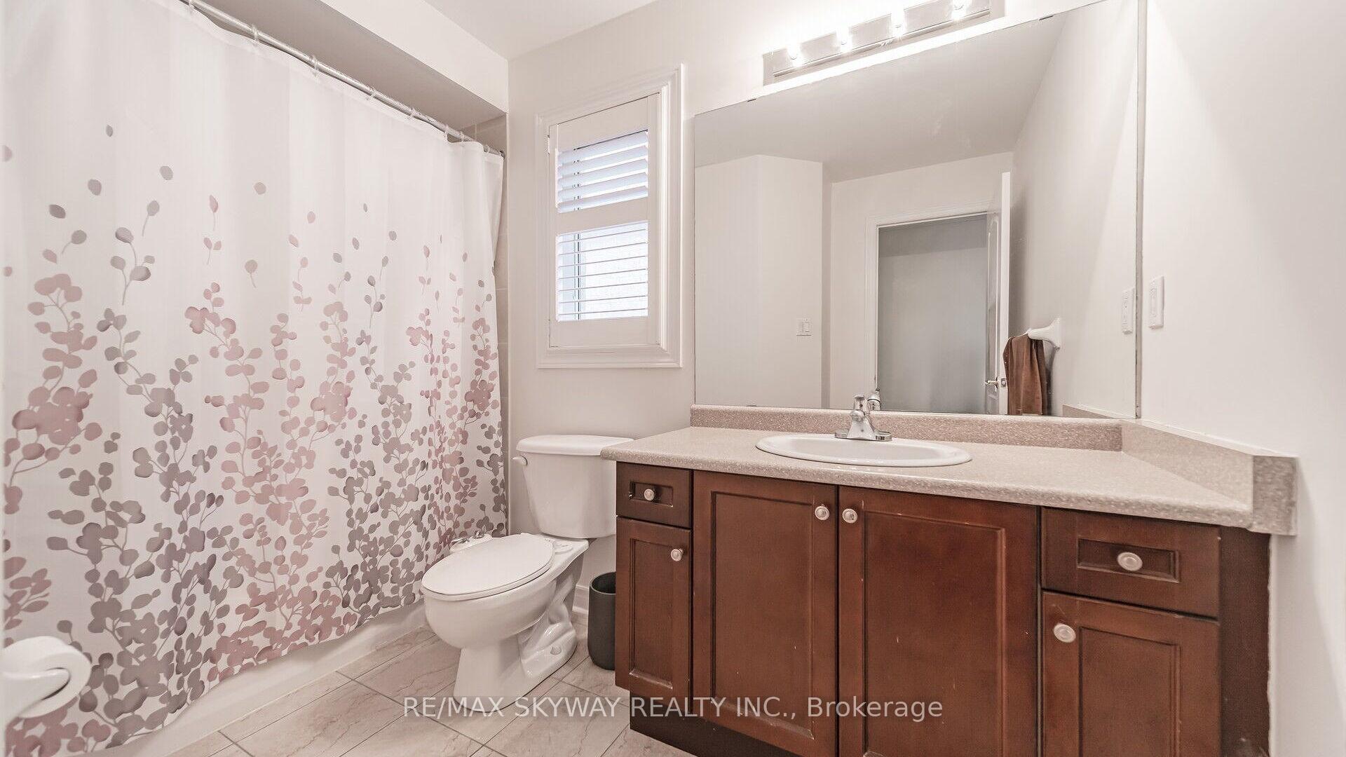 Photo 31 of 17 Valleycreek Drive, Brampton, Bram East — HOMEH