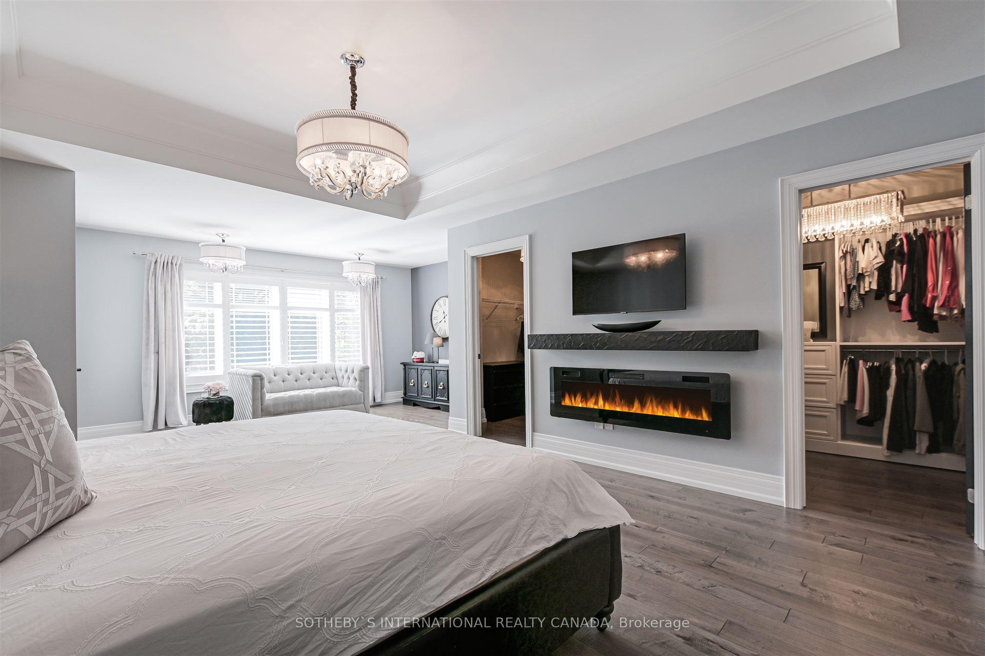 Photo 20 of 35 Victoria Street, King, Schomberg — HOMEH