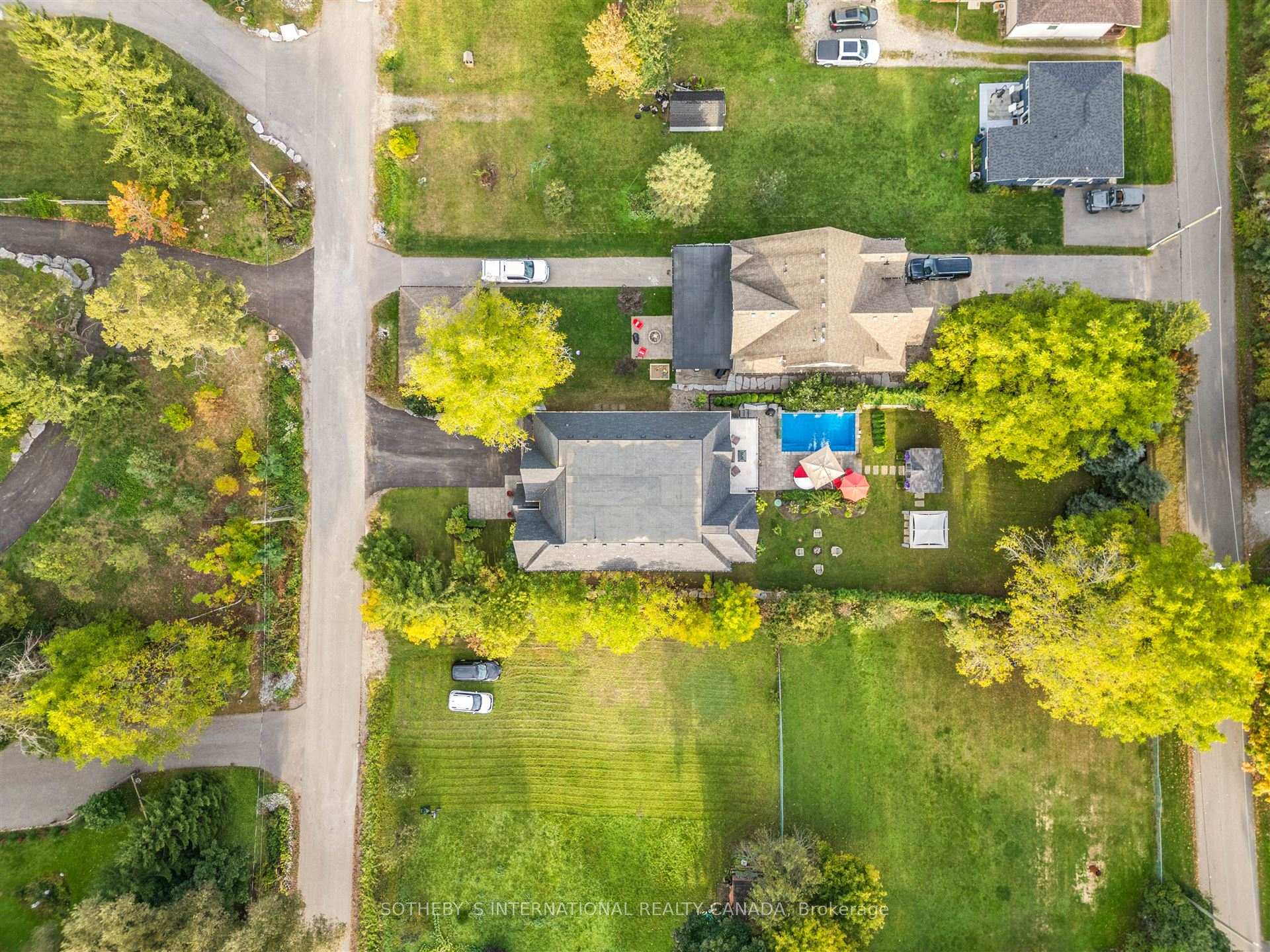 Photo 40 of 35 Victoria Street, King, Schomberg — HOMEH