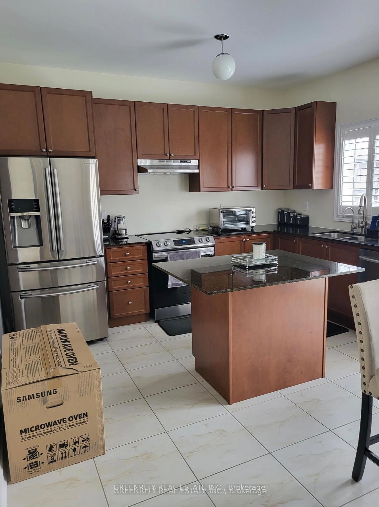 Photo 11 of Unit UPPER, 714 Halbert Drive, Shelburne — HOMEH