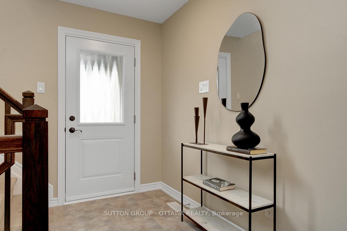 Photo 6 of 460 Meadowhawk Crescent, Ottawa, Barrhaven - Half Moon Bay — HOMEH
