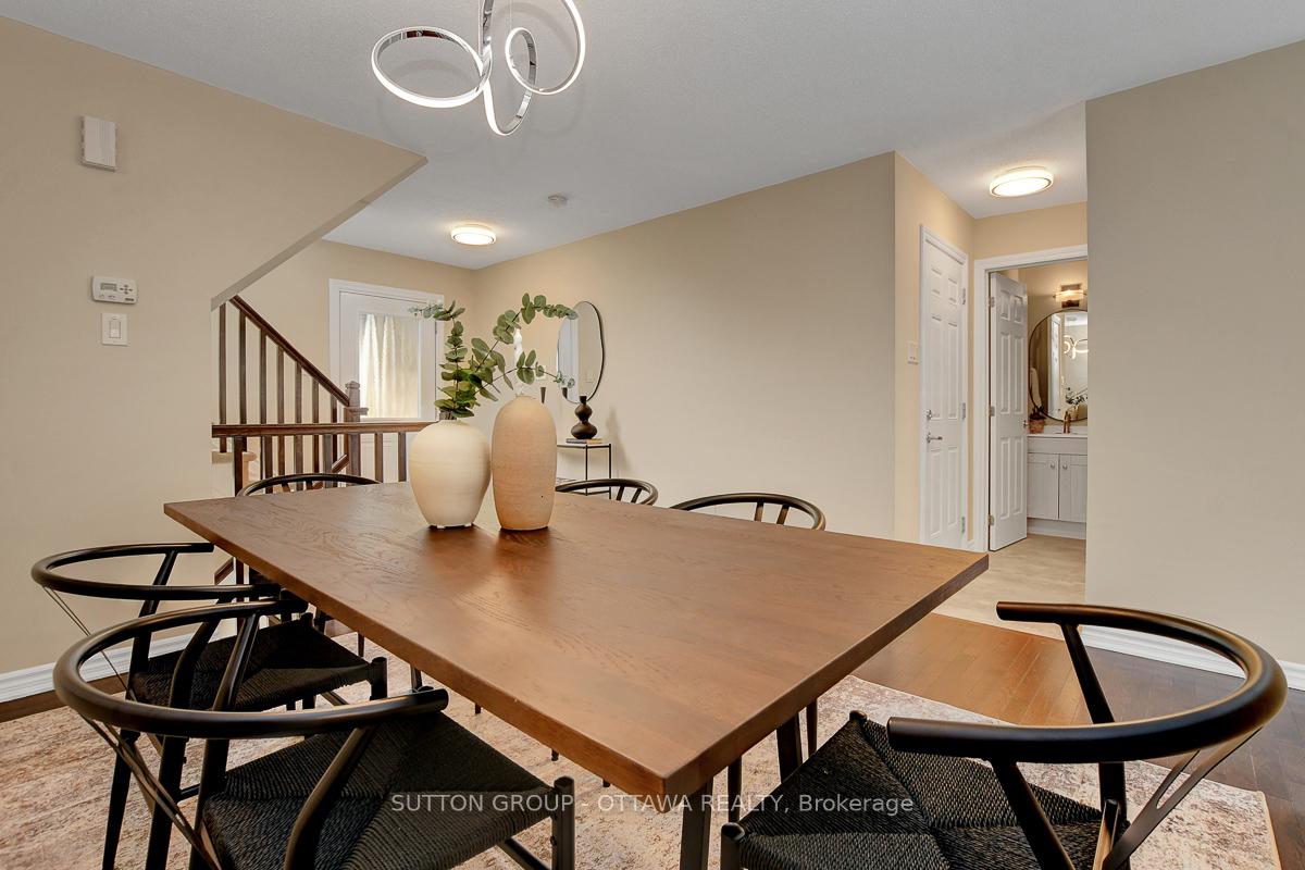 Photo 9 of 460 Meadowhawk Crescent, Ottawa, Barrhaven - Half Moon Bay — HOMEH