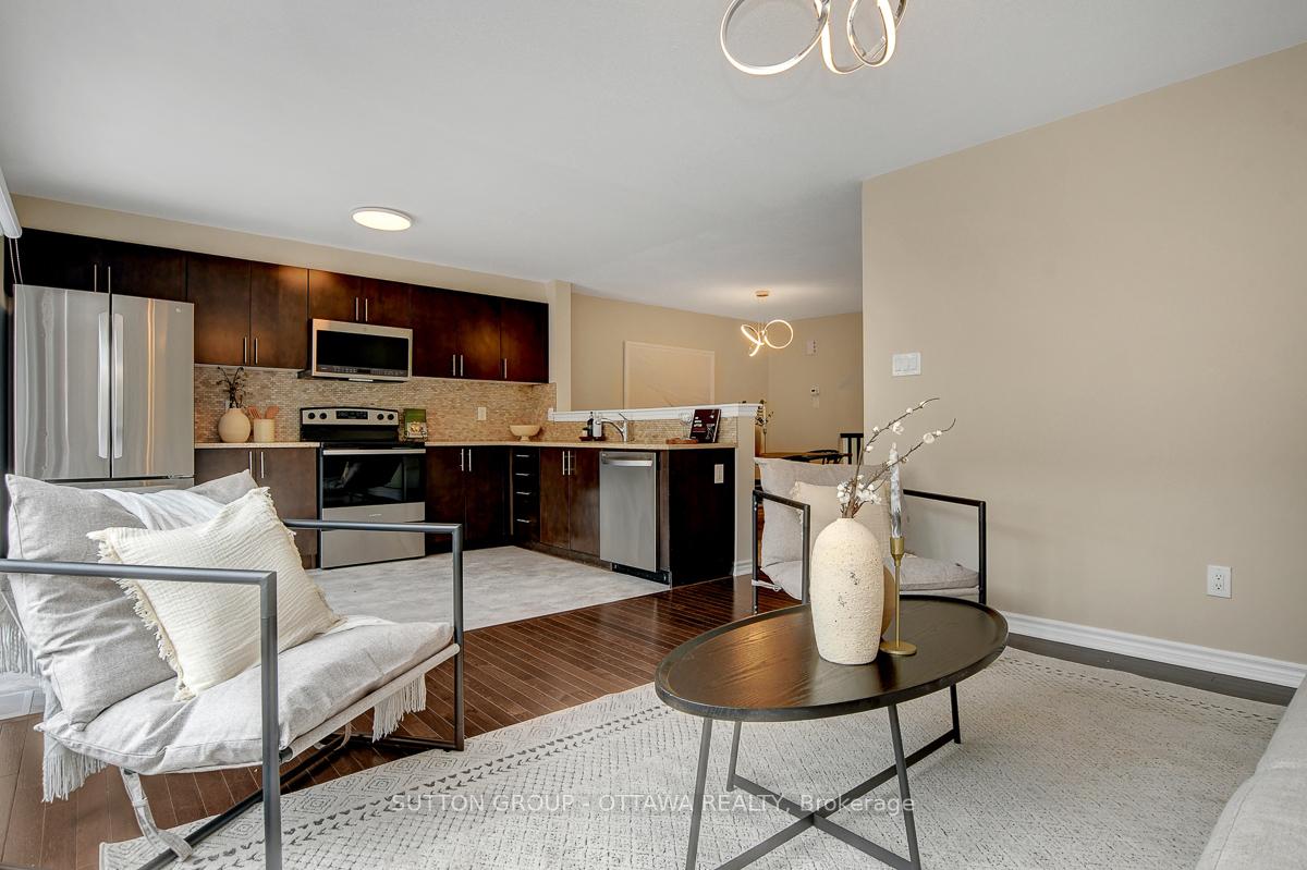 Photo 13 of 460 Meadowhawk Crescent, Ottawa, Barrhaven - Half Moon Bay — HOMEH