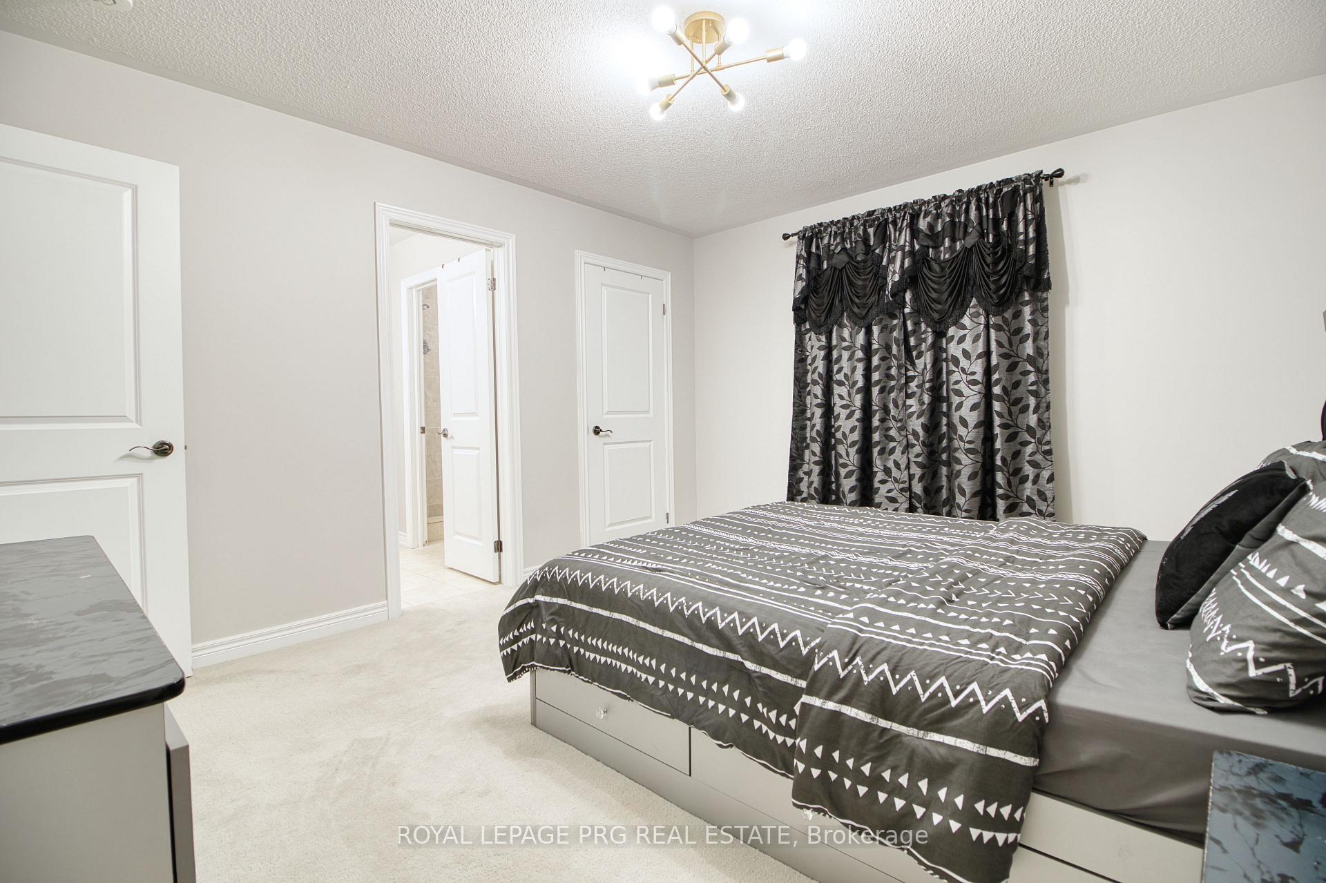 Photo 32 of 12 Idol Road, Brampton, Credit Valley — HOMEH