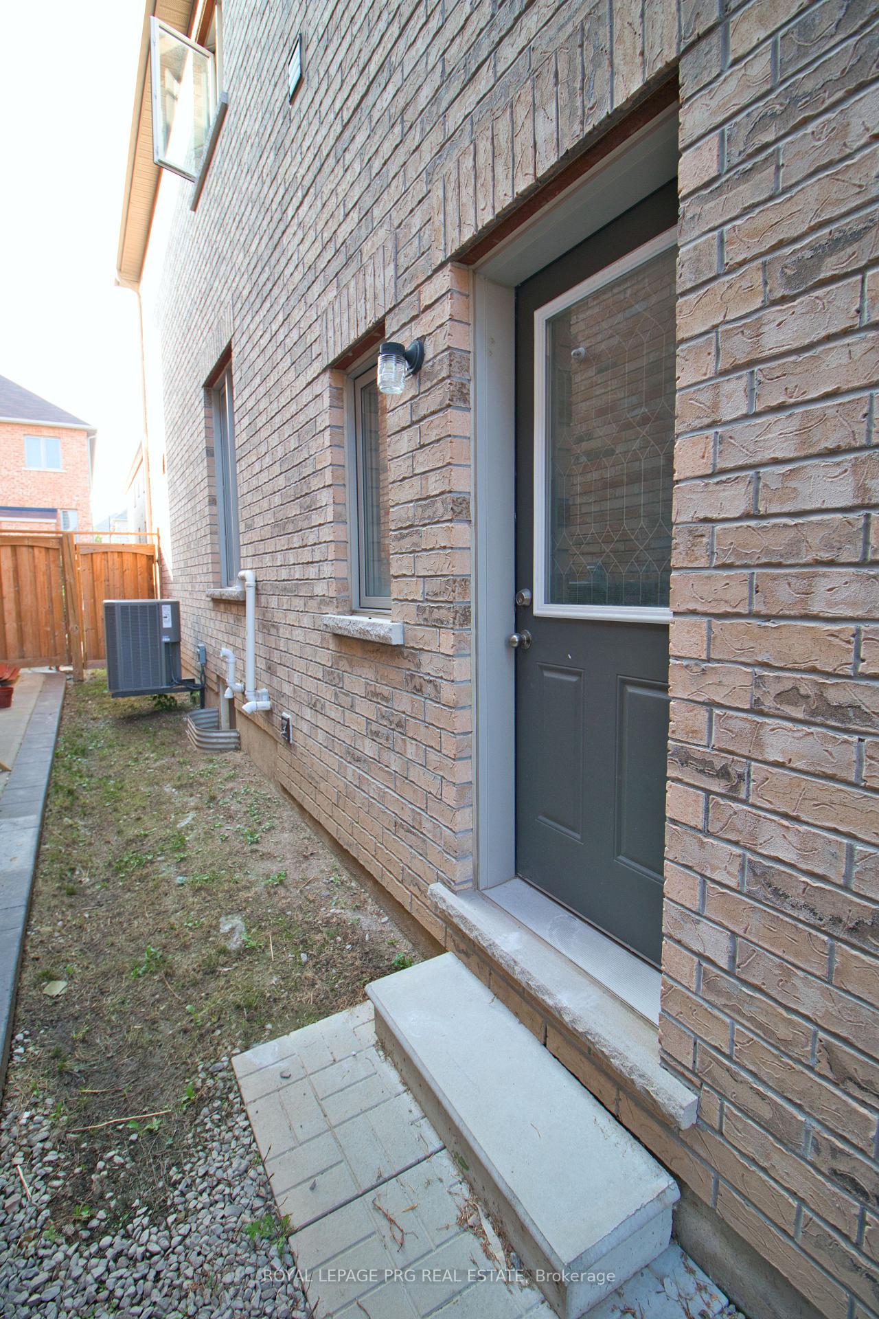 Photo 34 of 12 Idol Road, Brampton, Credit Valley — HOMEH