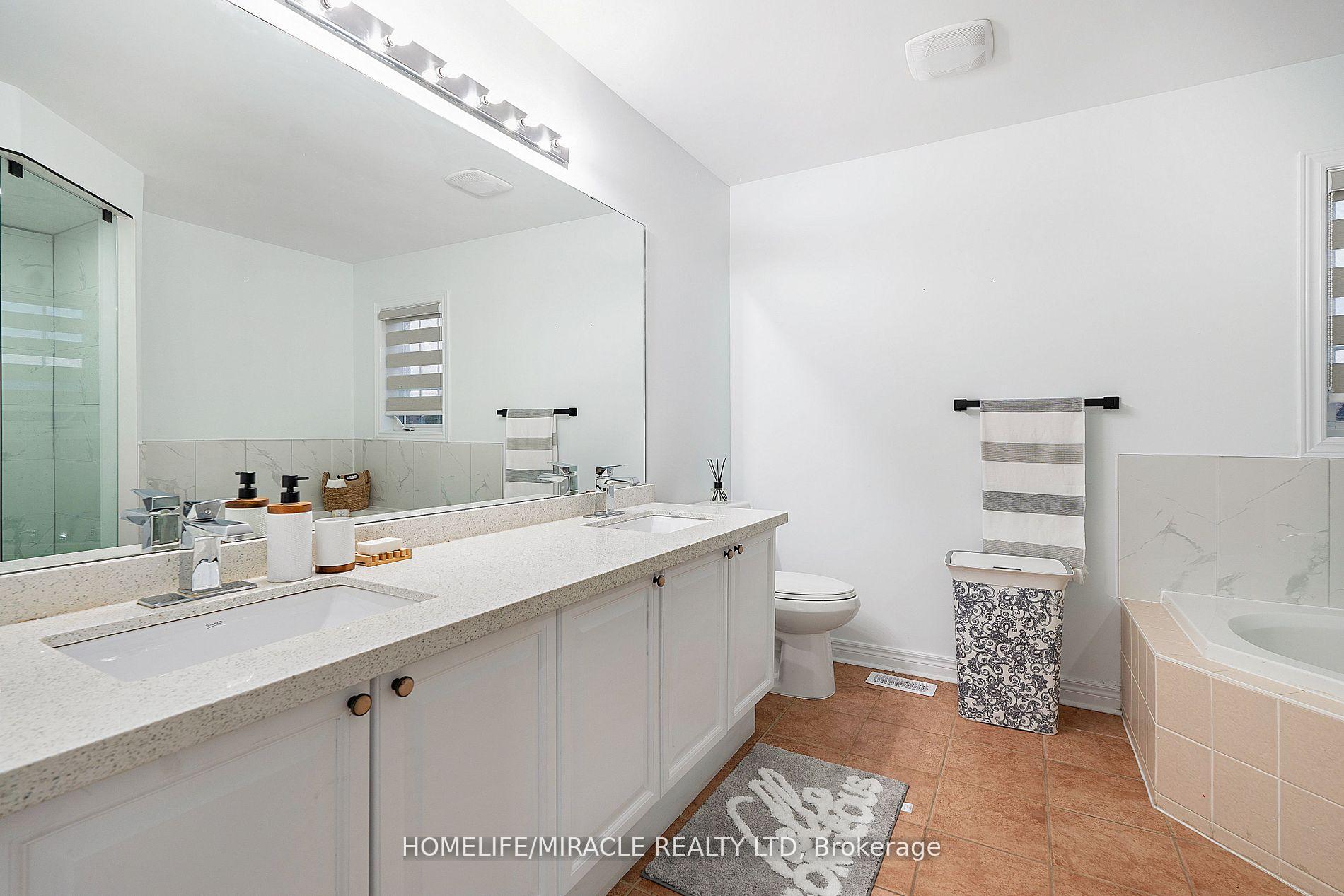 Photo 27 of 46 Amboise Crescent, Brampton, Fletcher's Meadow — HOMEH