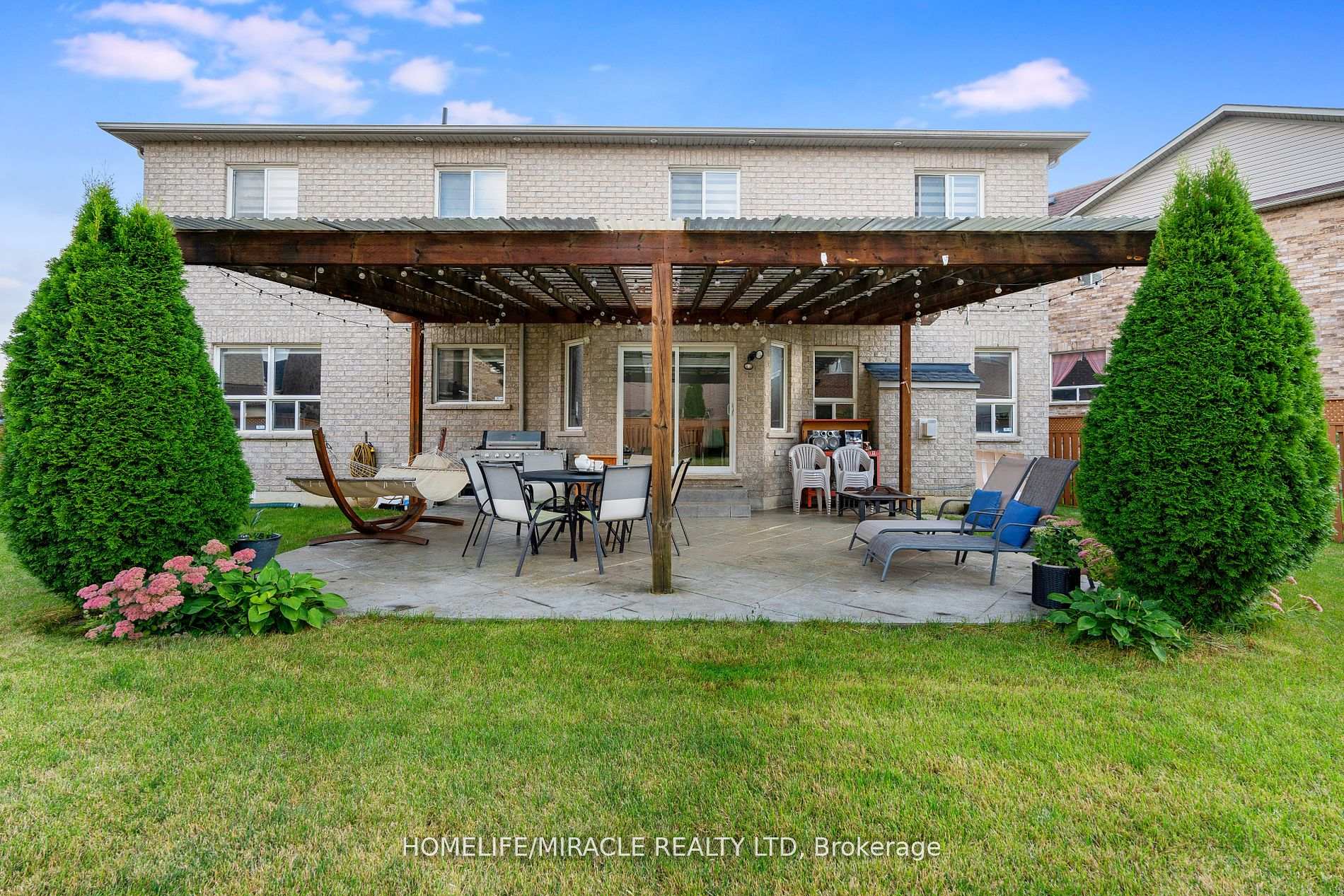 Photo 34 of 46 Amboise Crescent, Brampton, Fletcher's Meadow — HOMEH