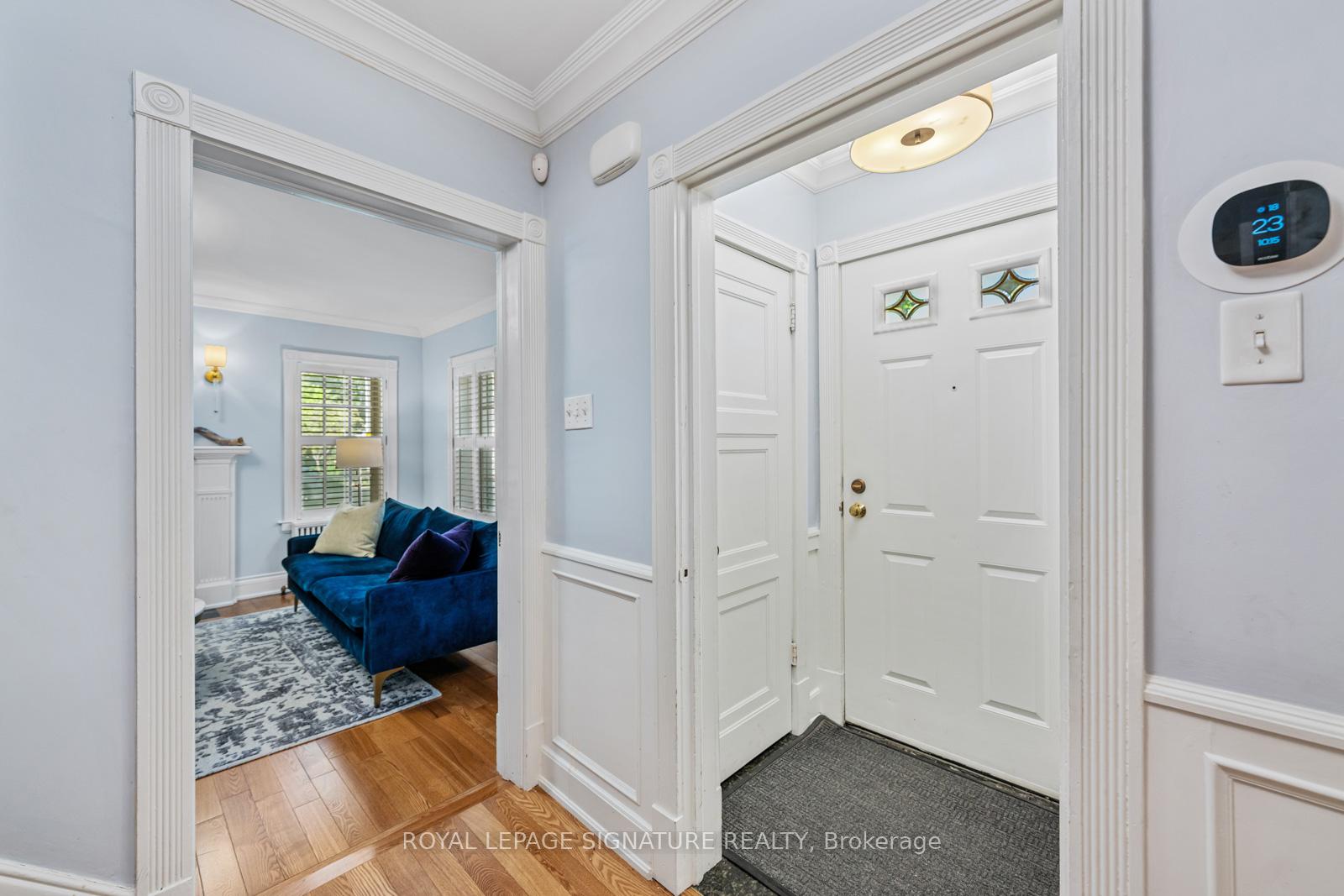 Photo 2 of 232 Old Forest Hill Road, Toronto, Forest Hill North — HOMEH
