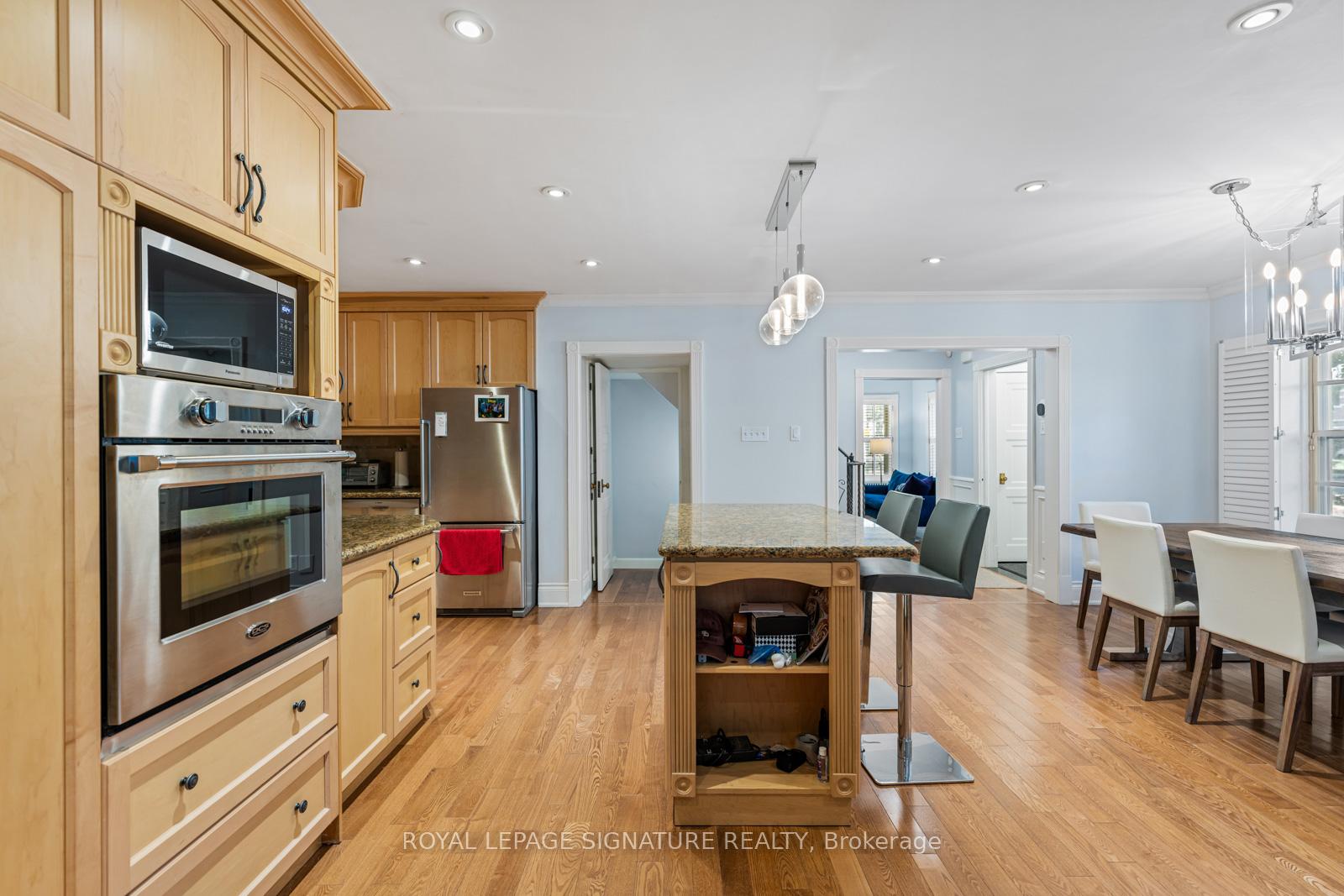 Photo 9 of 232 Old Forest Hill Road, Toronto, Forest Hill North — HOMEH