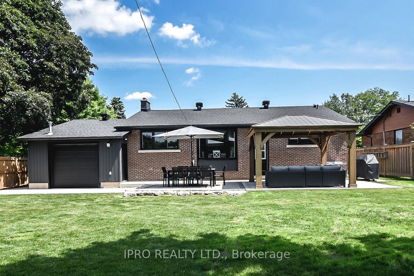 Photo 28 of 118 Seneca Drive, Hamilton, Ancaster — HOMEH