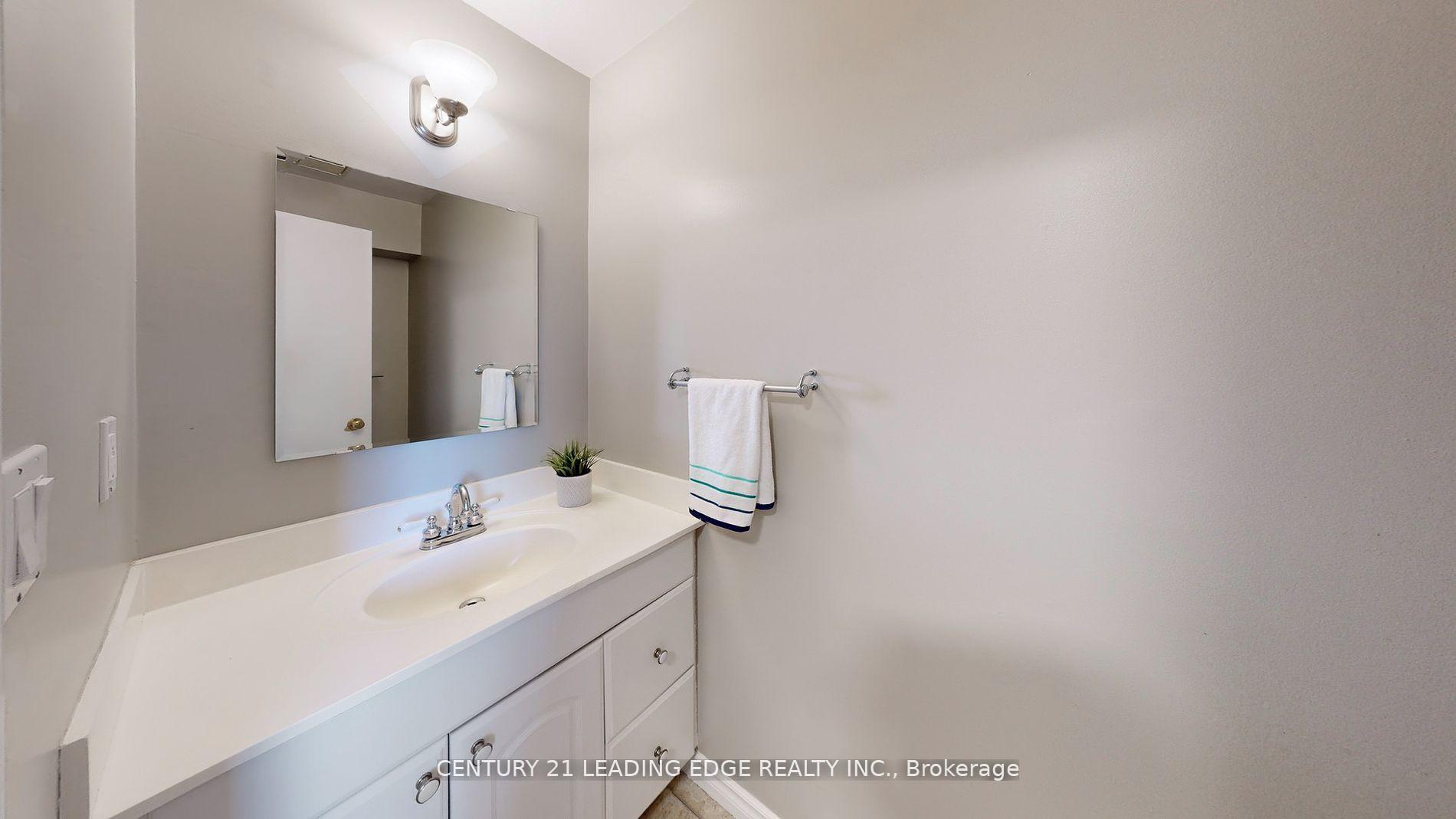 Photo 37 of 91 Chalmers Crescent, Ajax, Central — HOMEH