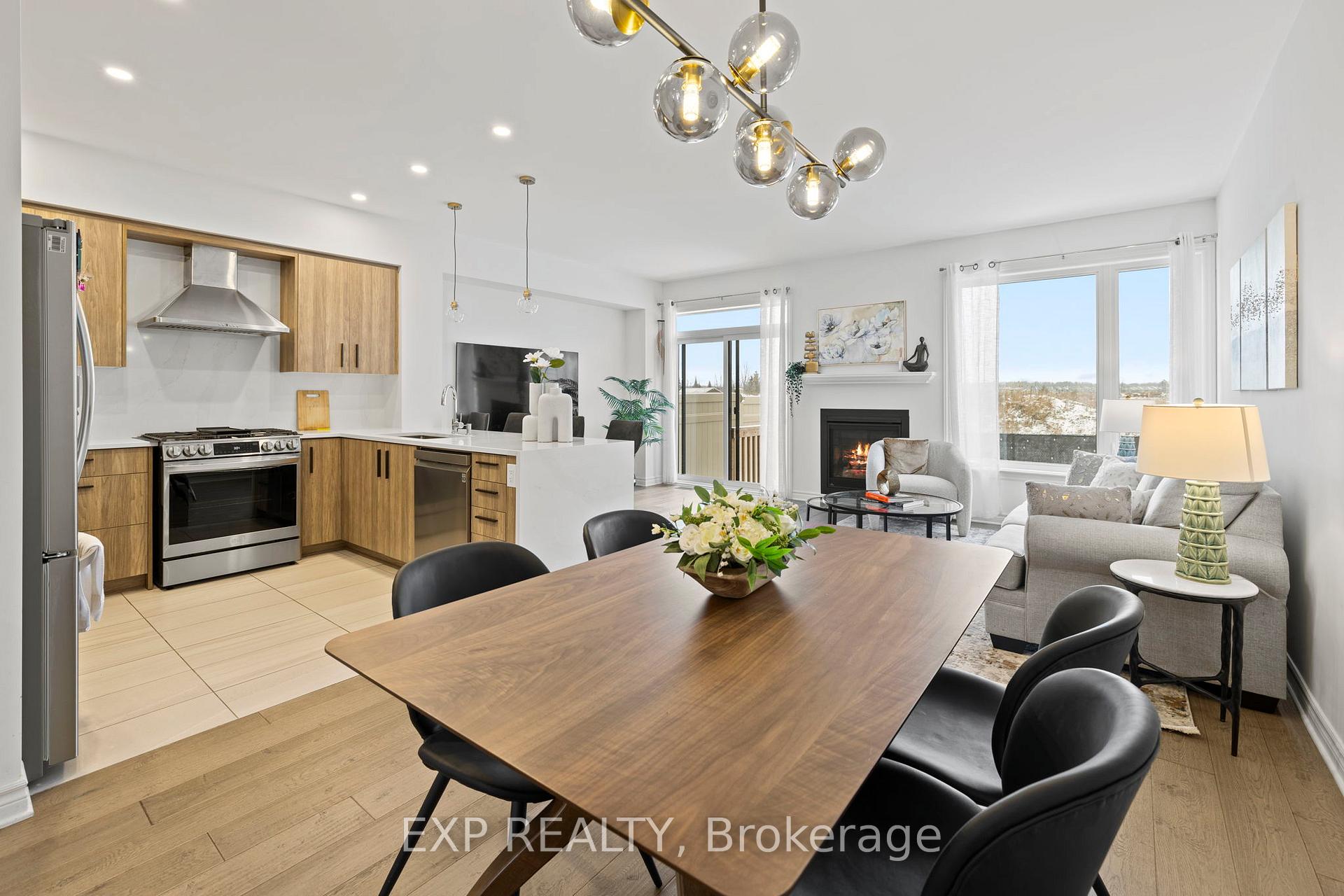 Photo 4 of 81 Canvasback Ridge, Ottawa, Riverside South/Gloucester Glen — HOMEH