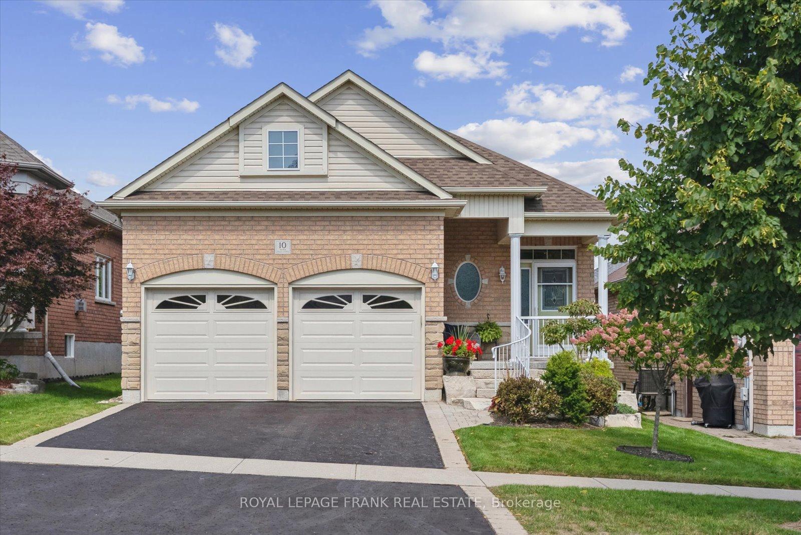Photo 1 of 10 Bingham Gate, Clarington, Courtice — HOMEH