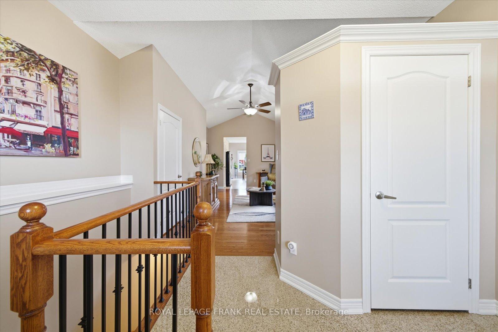 Photo 6 of 10 Bingham Gate, Clarington, Courtice — HOMEH