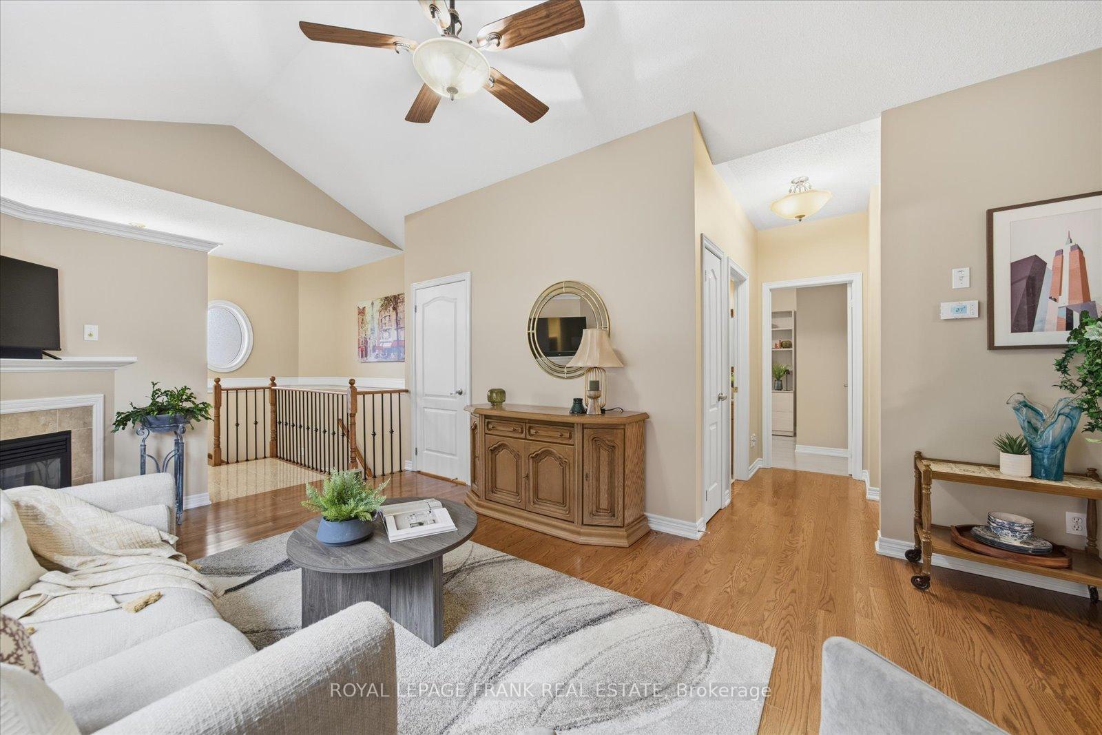 Photo 10 of 10 Bingham Gate, Clarington, Courtice — HOMEH