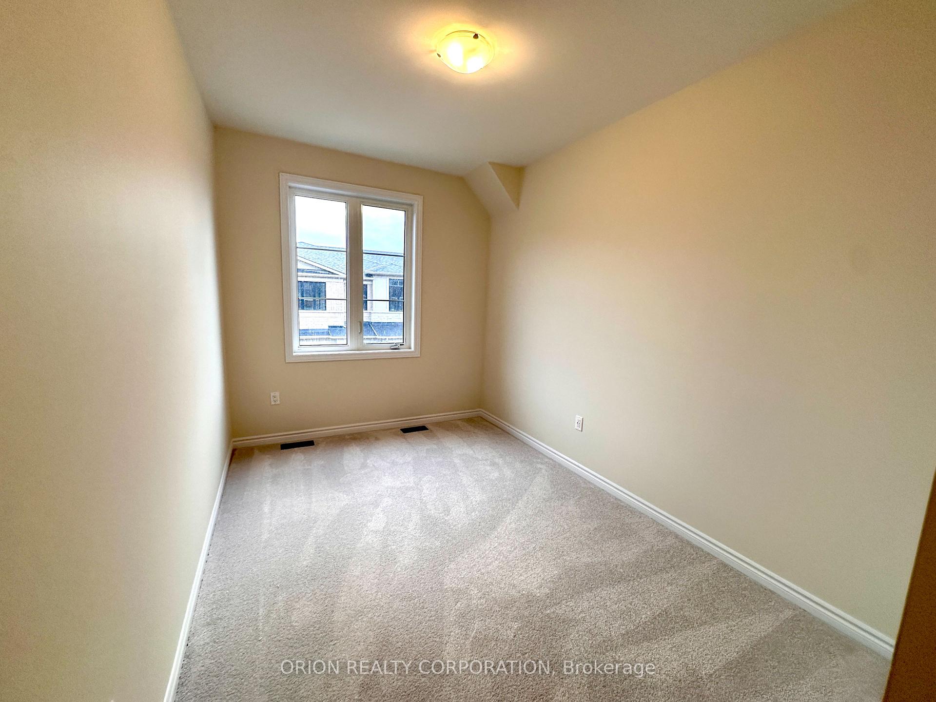Photo 19 of 1427 Oakmont Common Drive, Burlington, Tyandaga — HOMEH