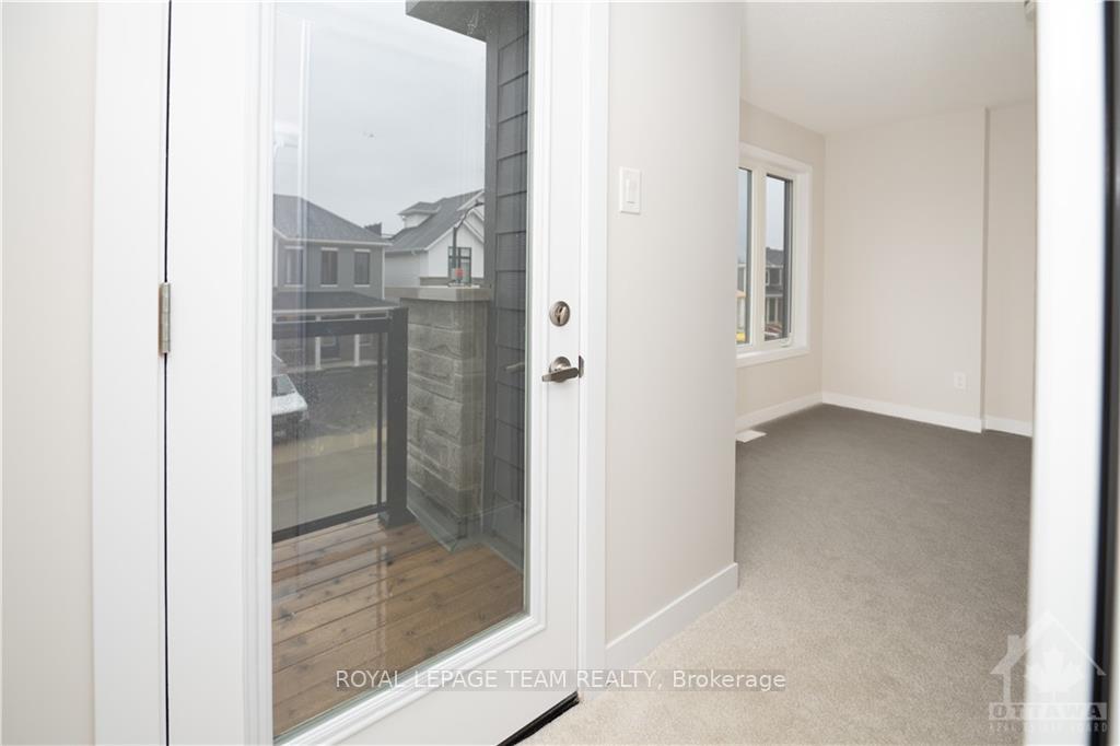 Photo 2 of 367 Peninsula Road, Ottawa, Barrhaven - Heritage Park — HOMEH